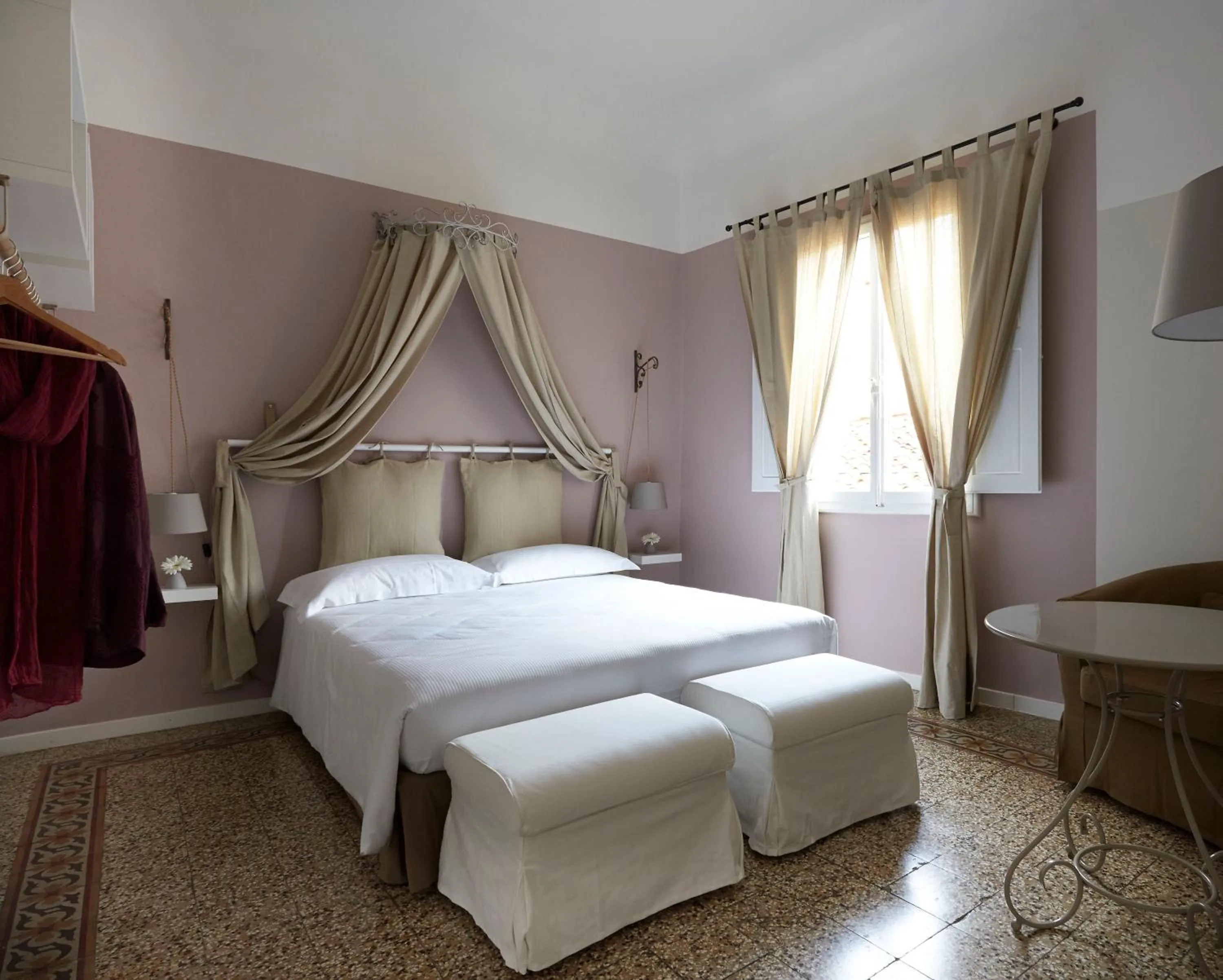 Bedroom, Bed in Yome - Your Home in Florence
