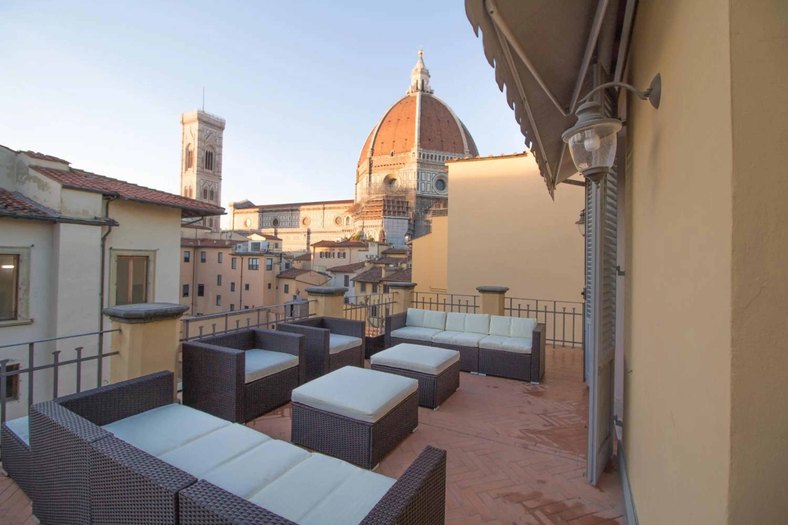 Balcony/Terrace in Yome - Your Home in Florence