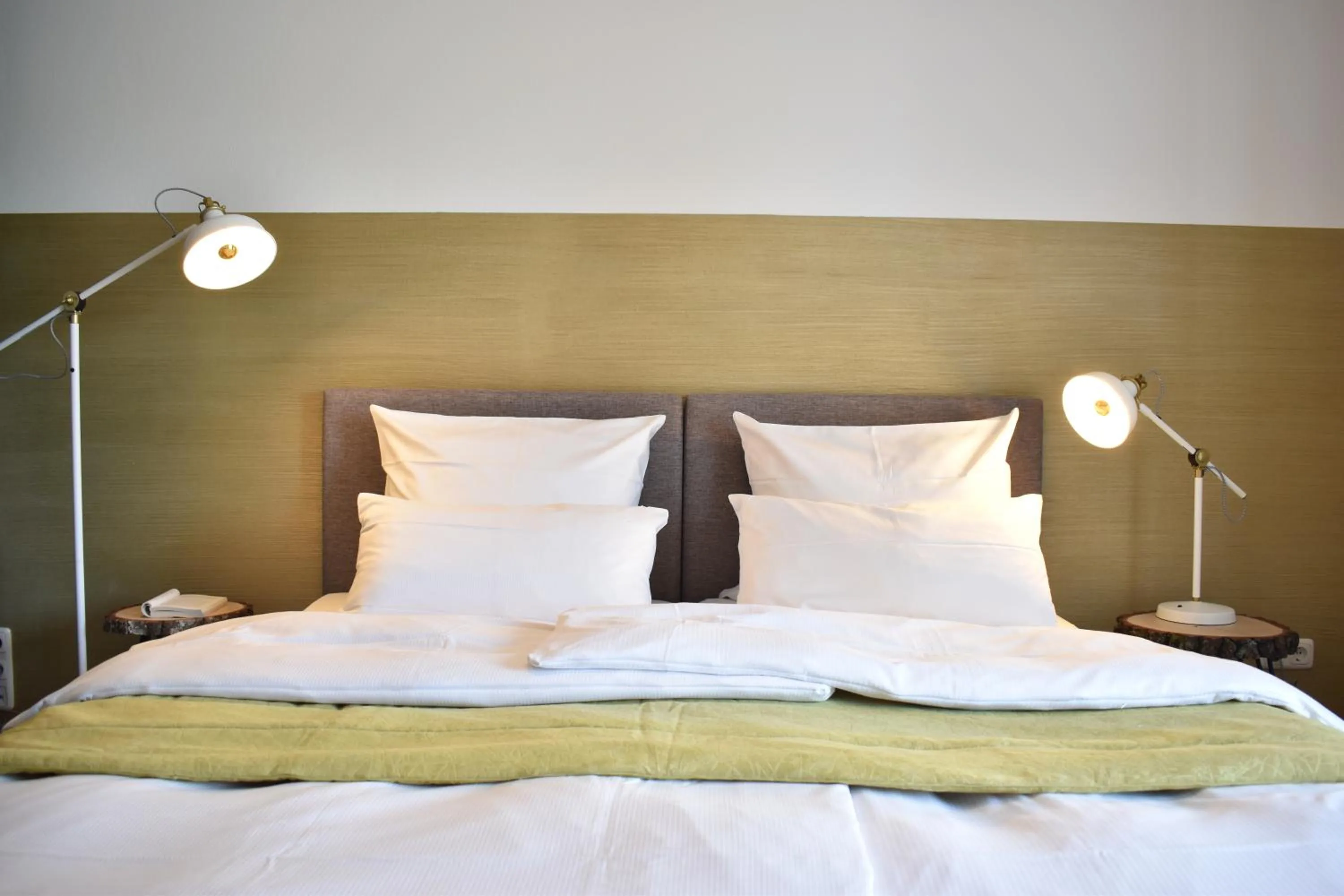 Bed in Hotel zum See