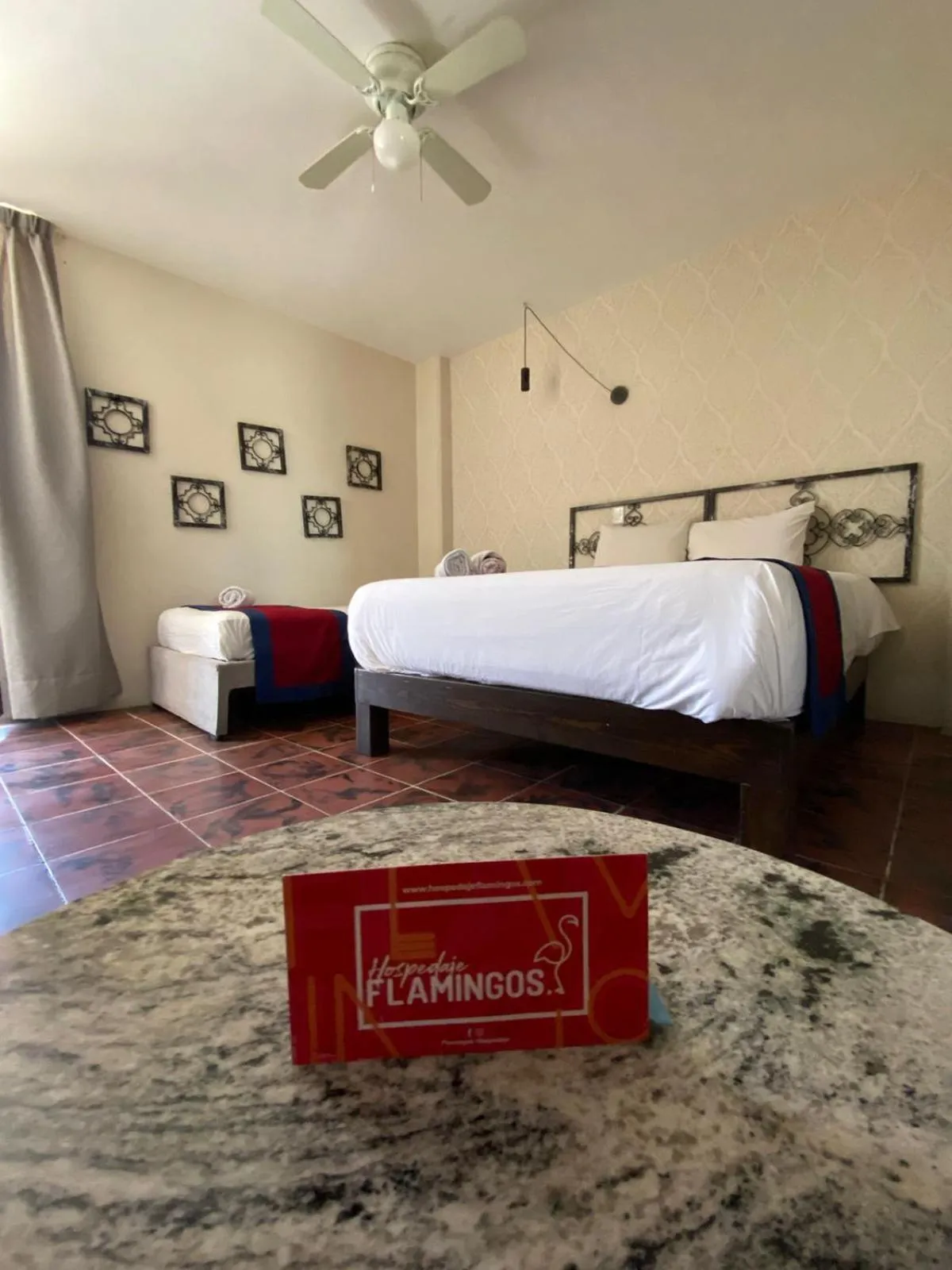 Logo/Certificate/Sign, Bed in Hotel Flamingos