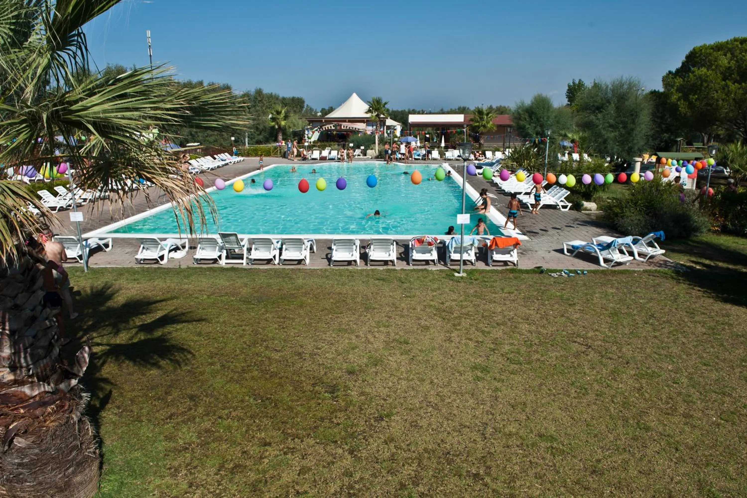 Swimming pool in New Camping Le Tamerici