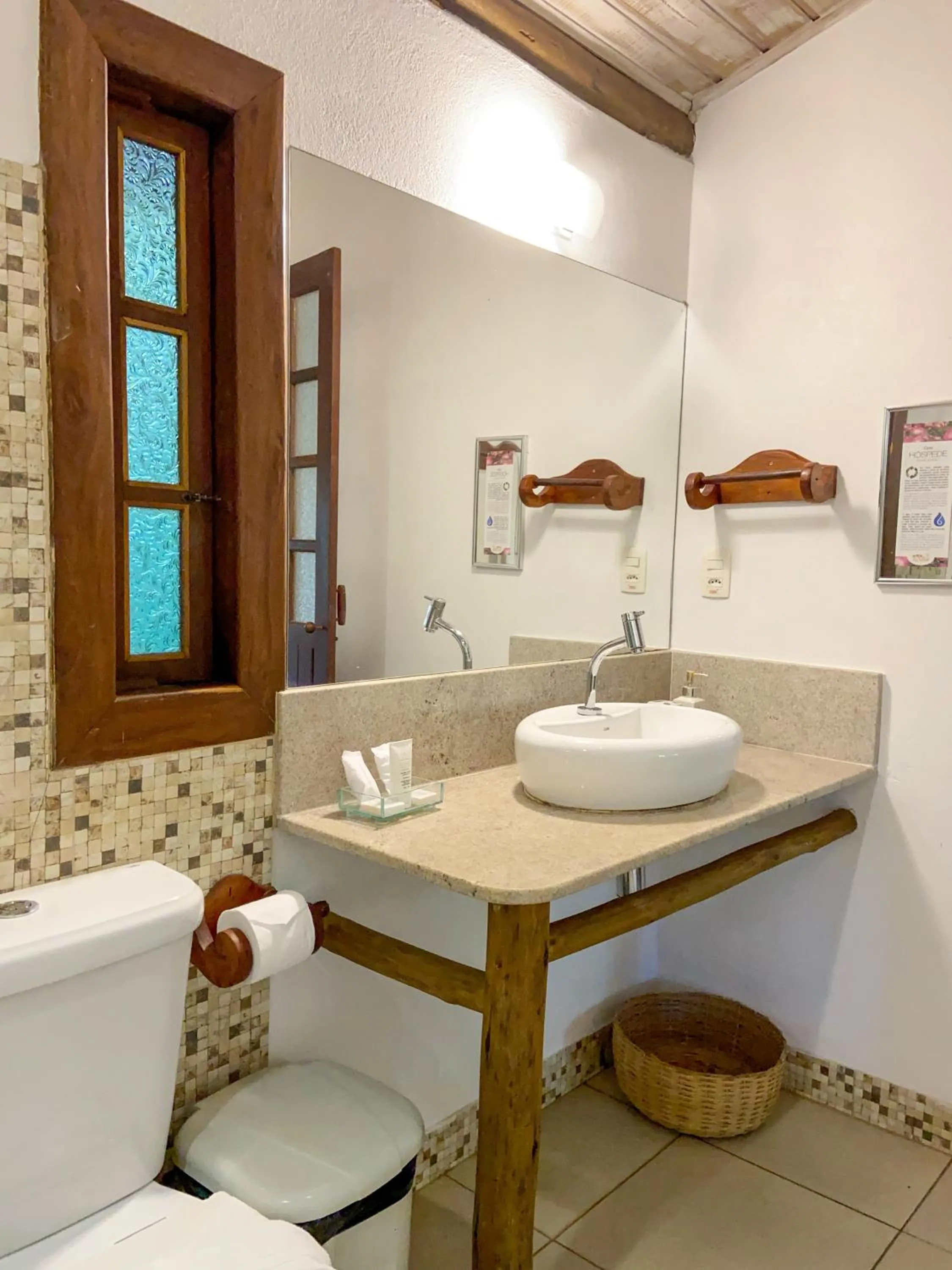 Bathroom in Pousada Vila Serrano