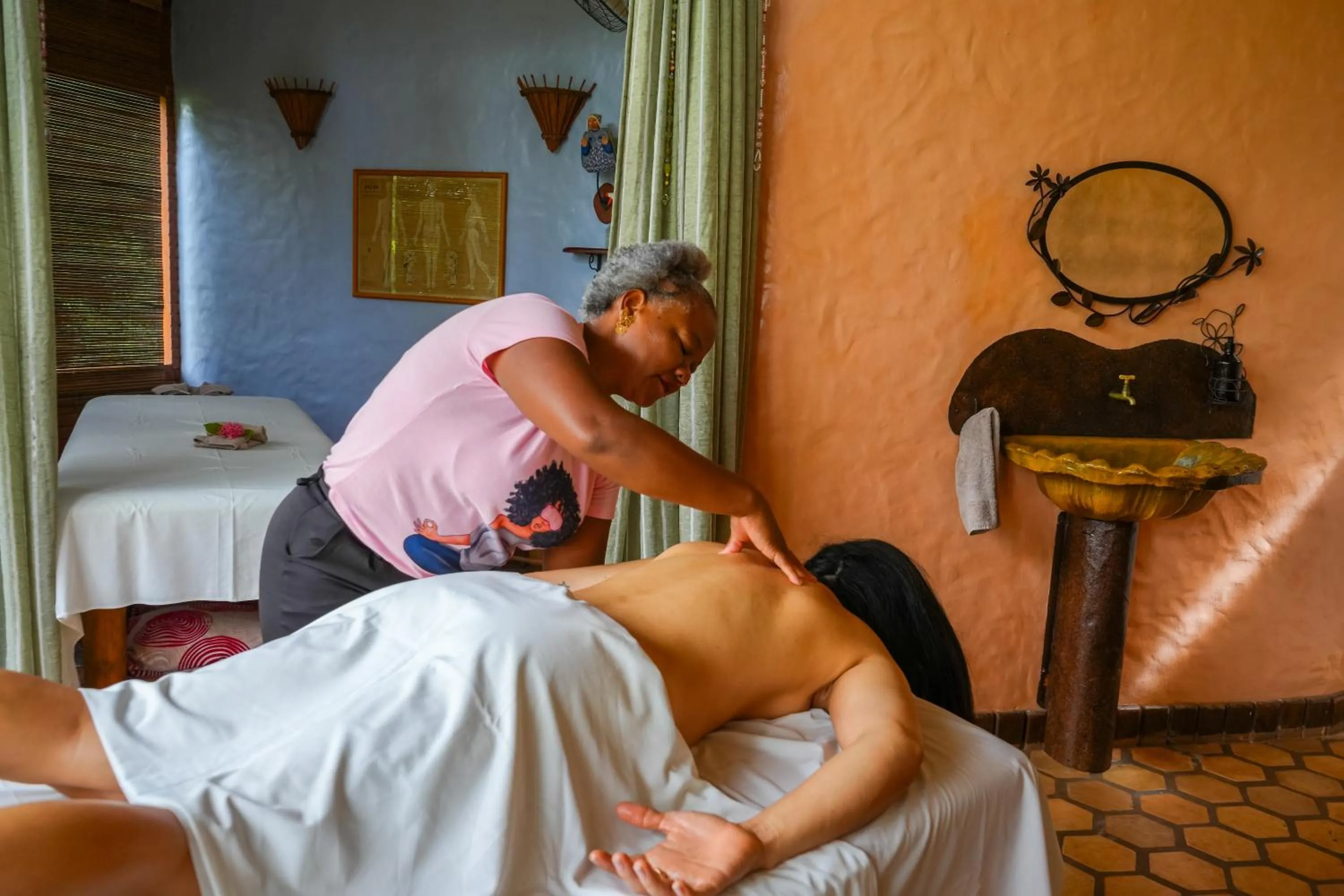Massage in Pousada Vila Serrano