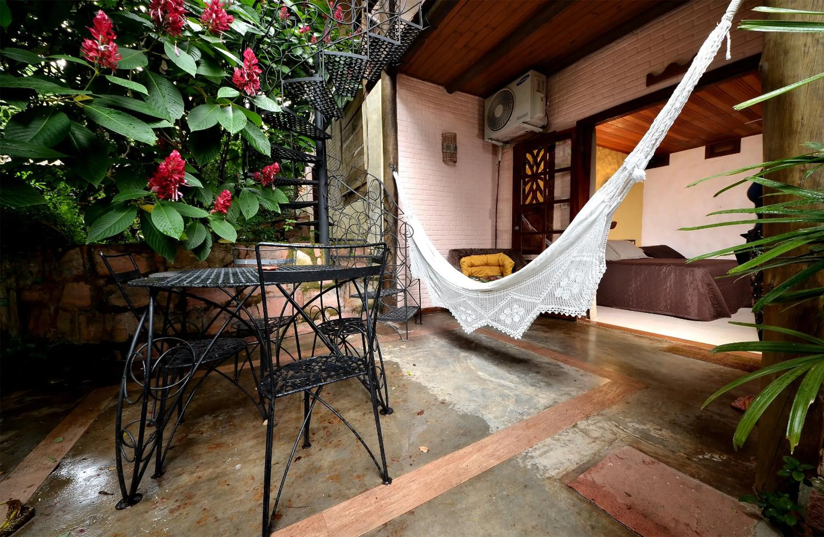 Patio in Pousada Vila Serrano