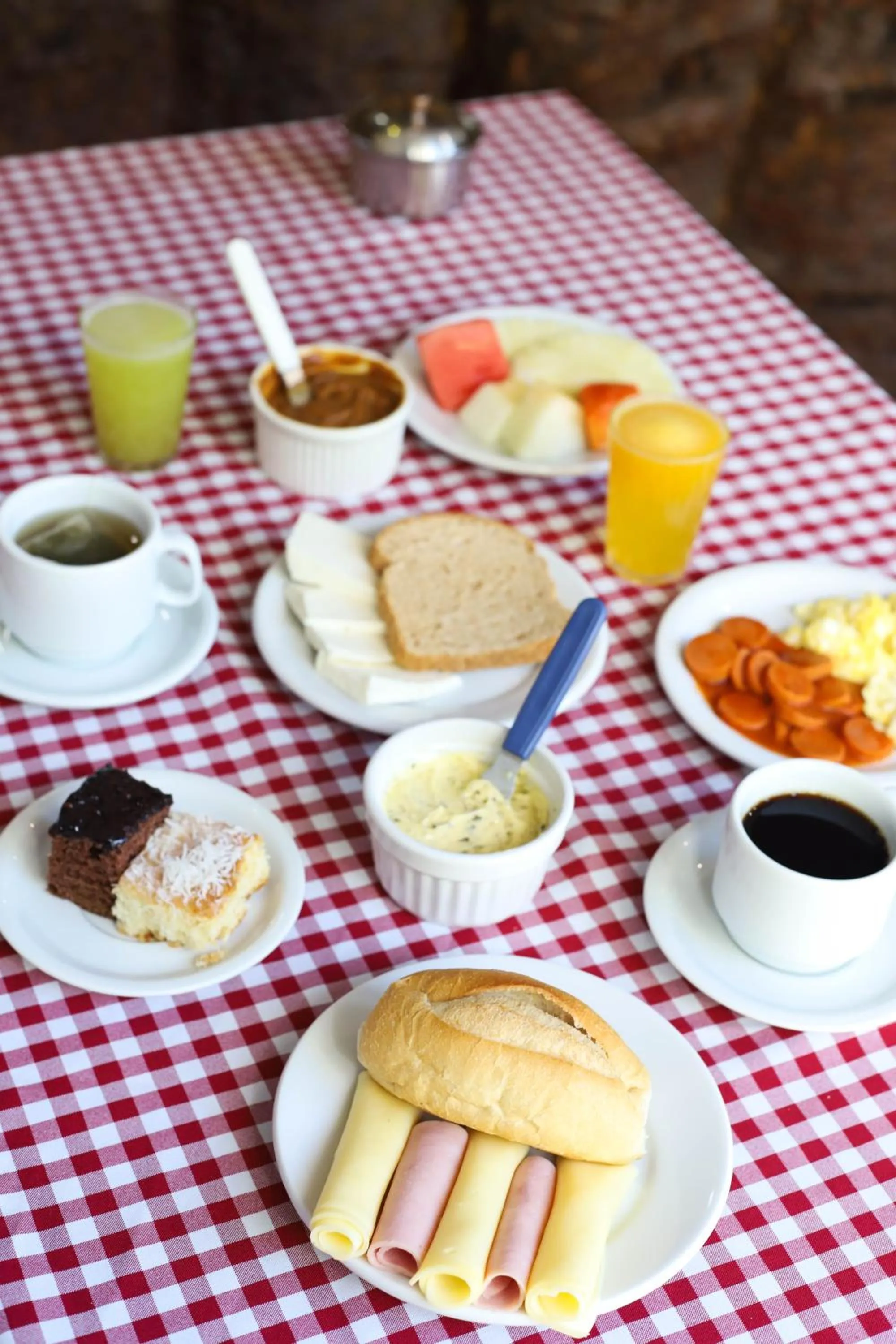 Food and drinks in Hotel Holiday Foz