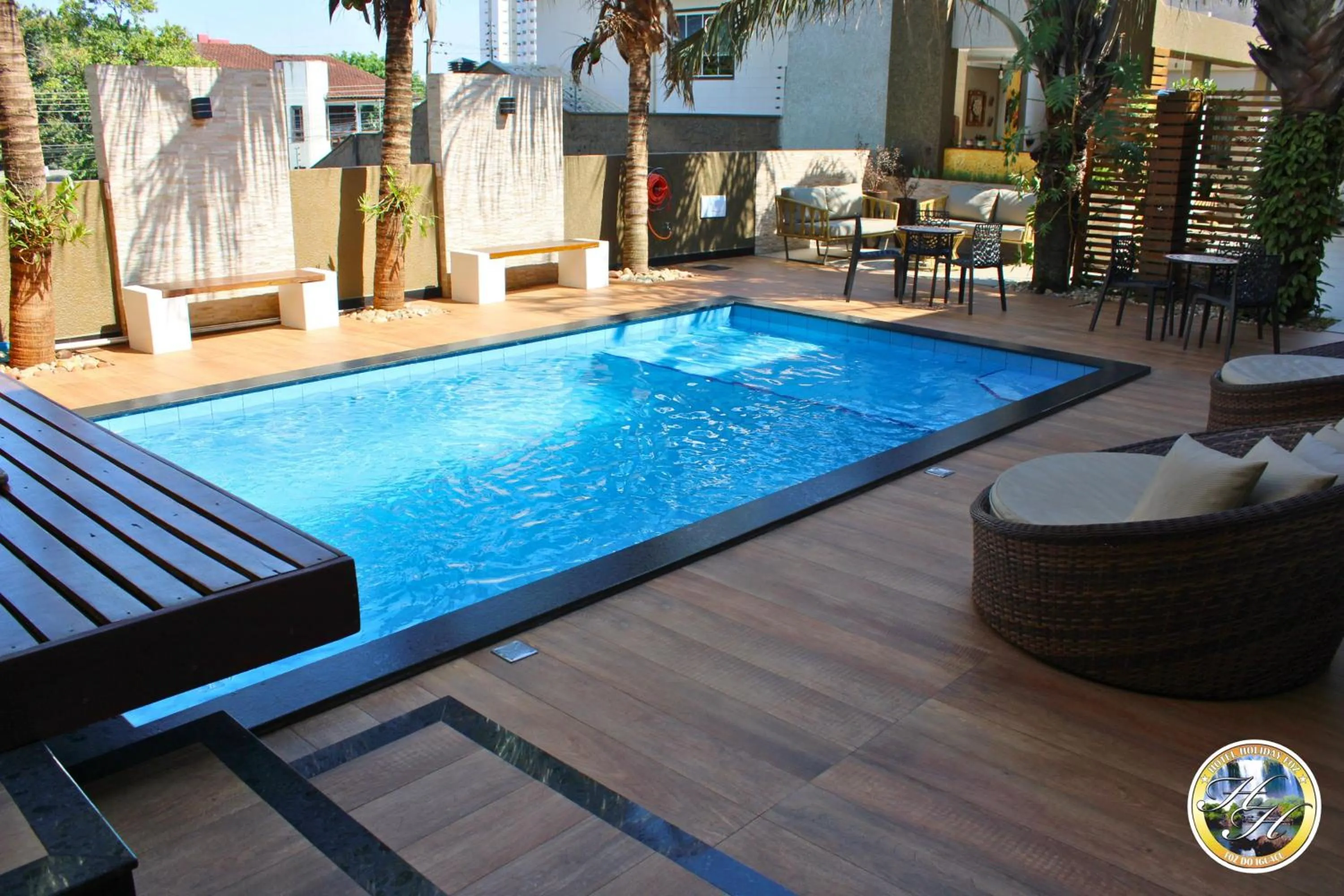 Pool view in Hotel Holiday Foz