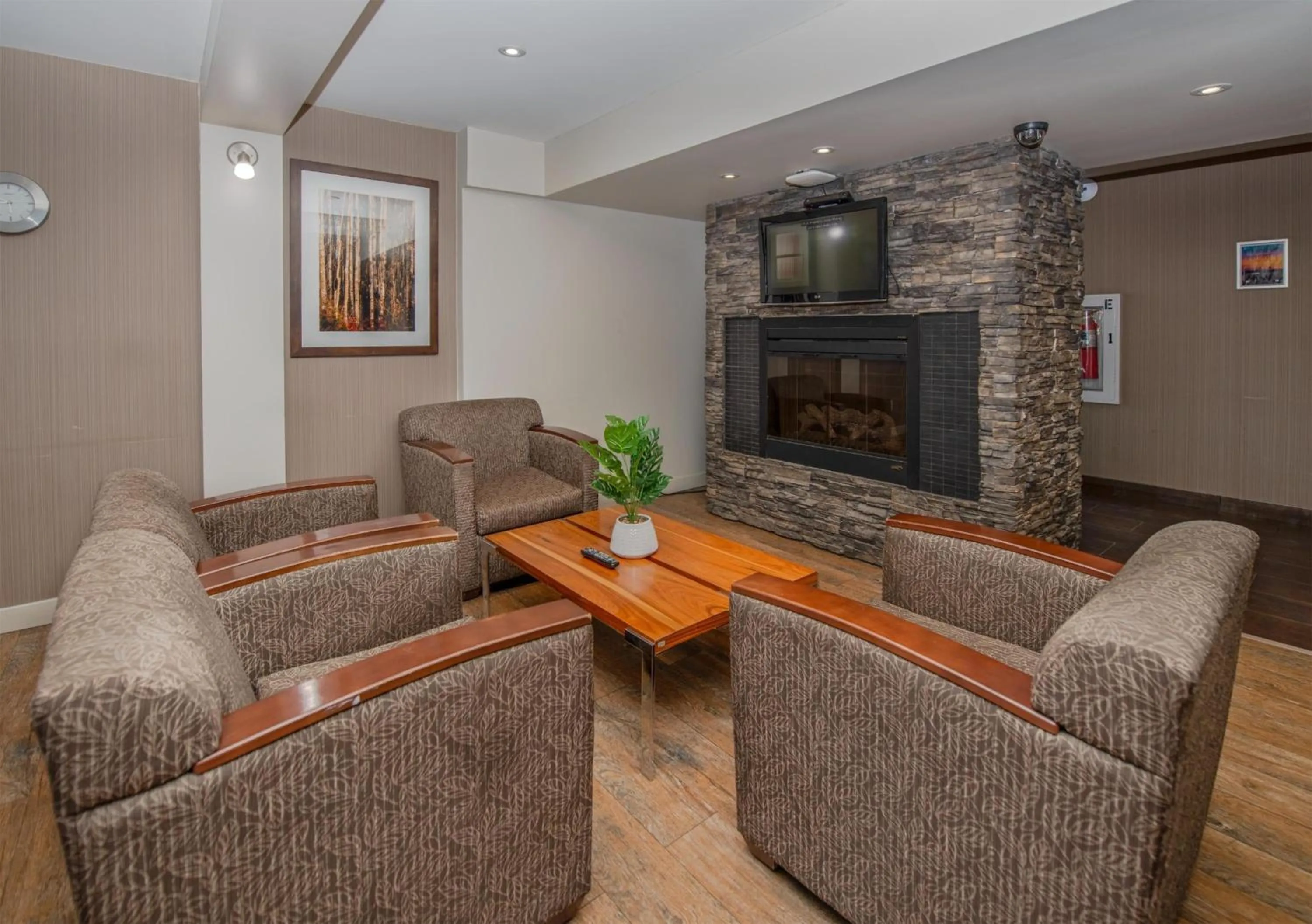 Breakfast in Coast Fort St John Hotel