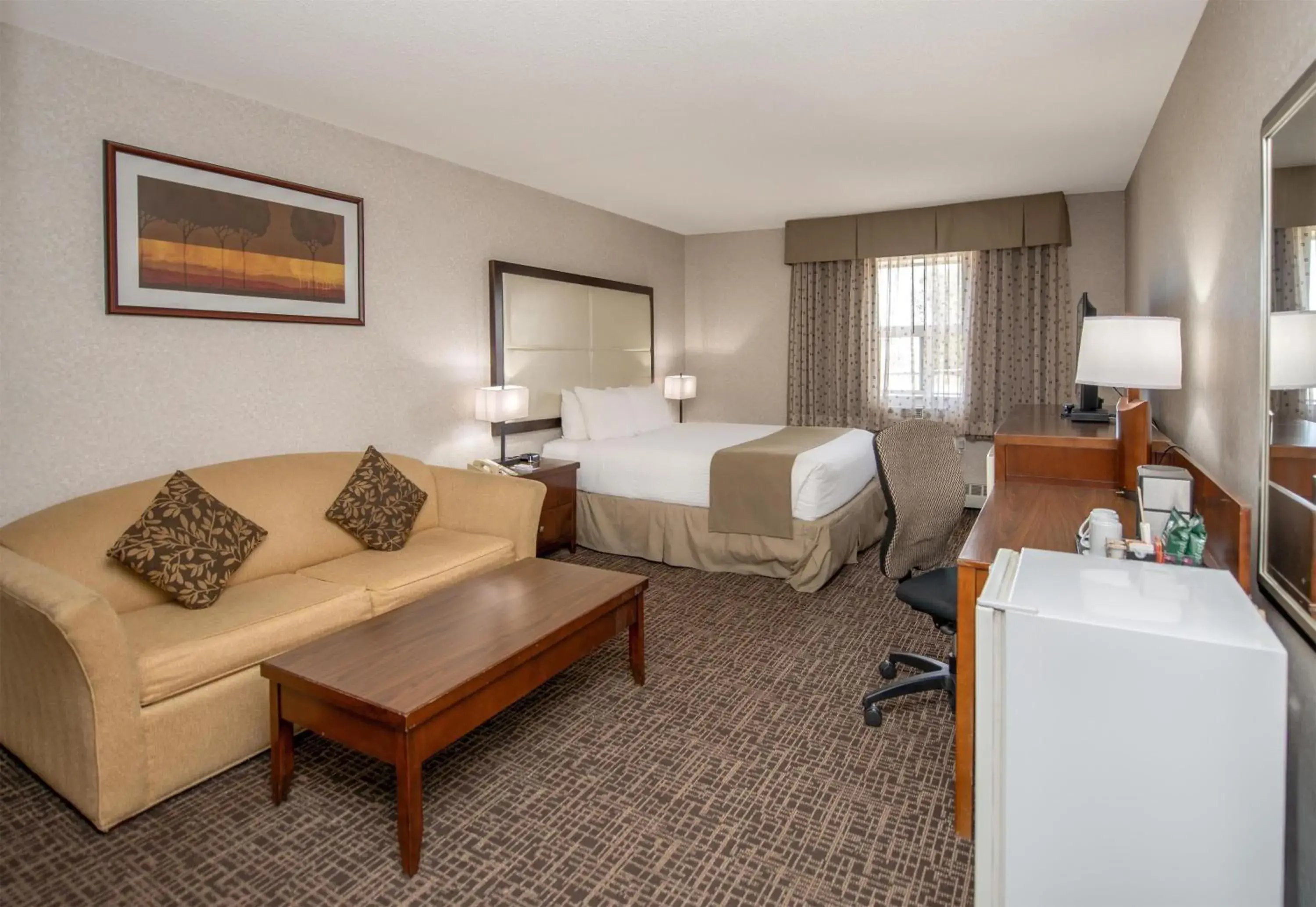 Bedroom, Bed in Coast Fort St John Hotel Bedroom, Bed in Coast Fort St John Hotel