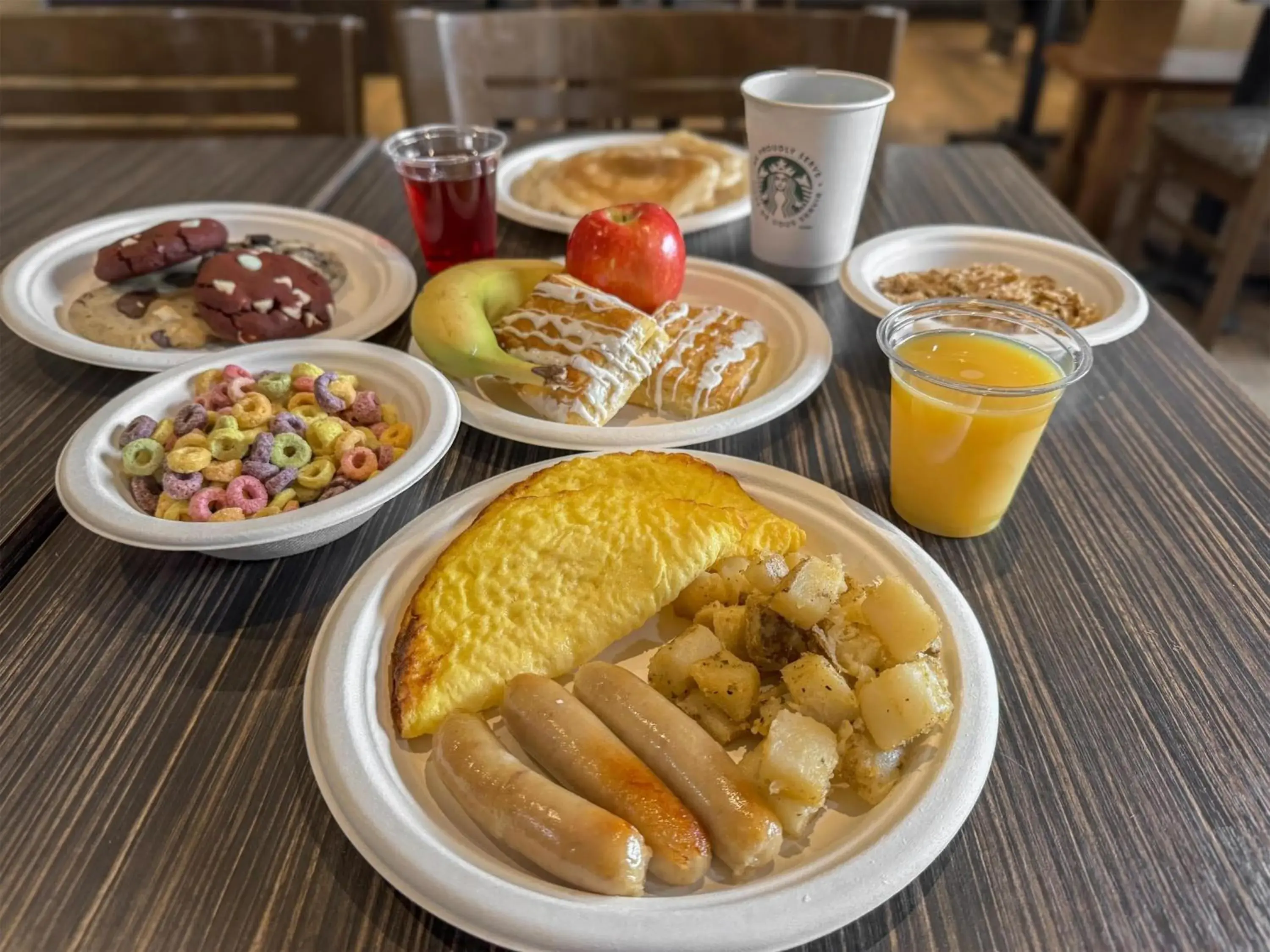 Breakfast in Coast Fort St John Hotel Breakfast in Coast Fort St John Hotel