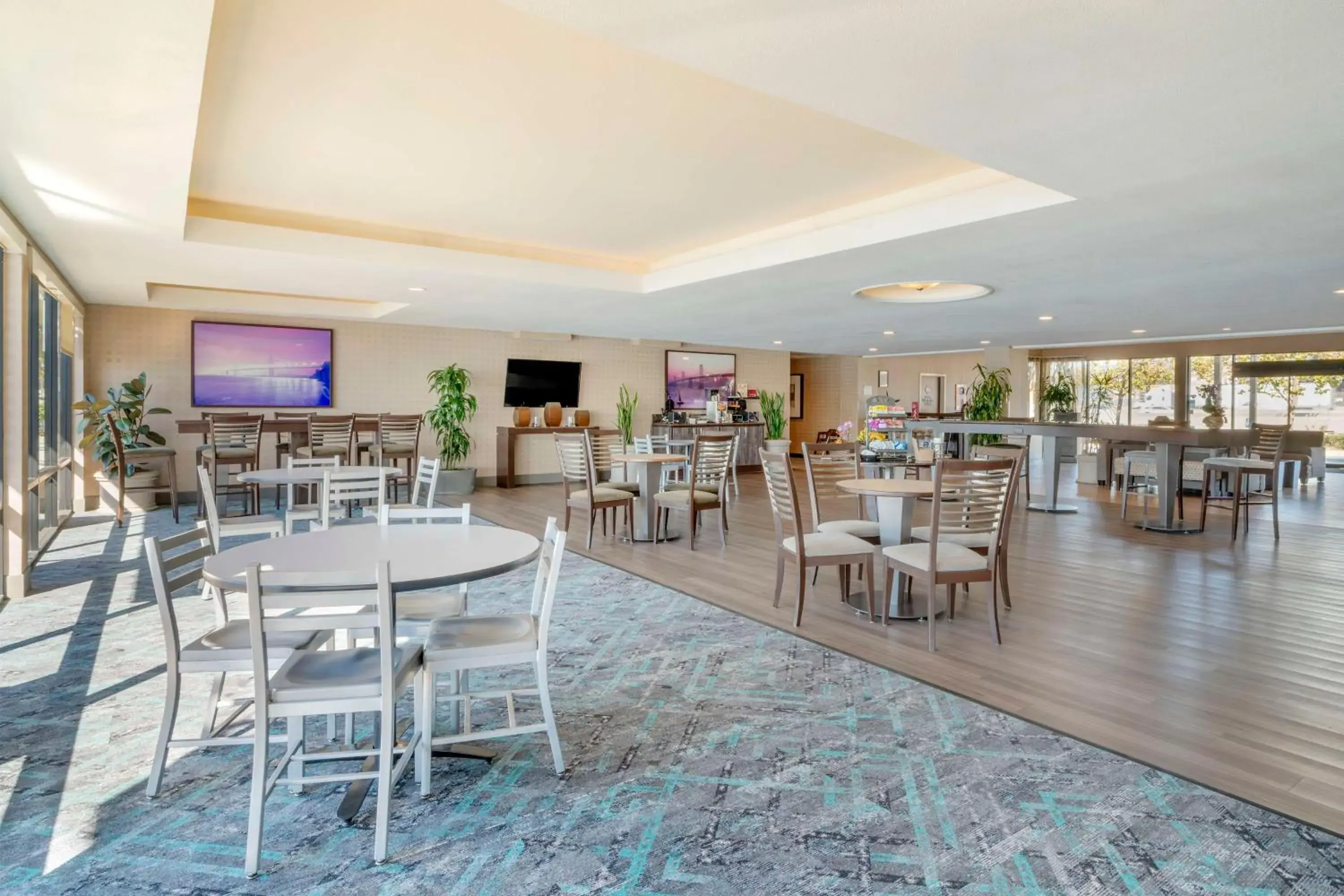 Breakfast in Best Western Plus Bayside Hotel Breakfast in Best Western Plus Bayside Hotel