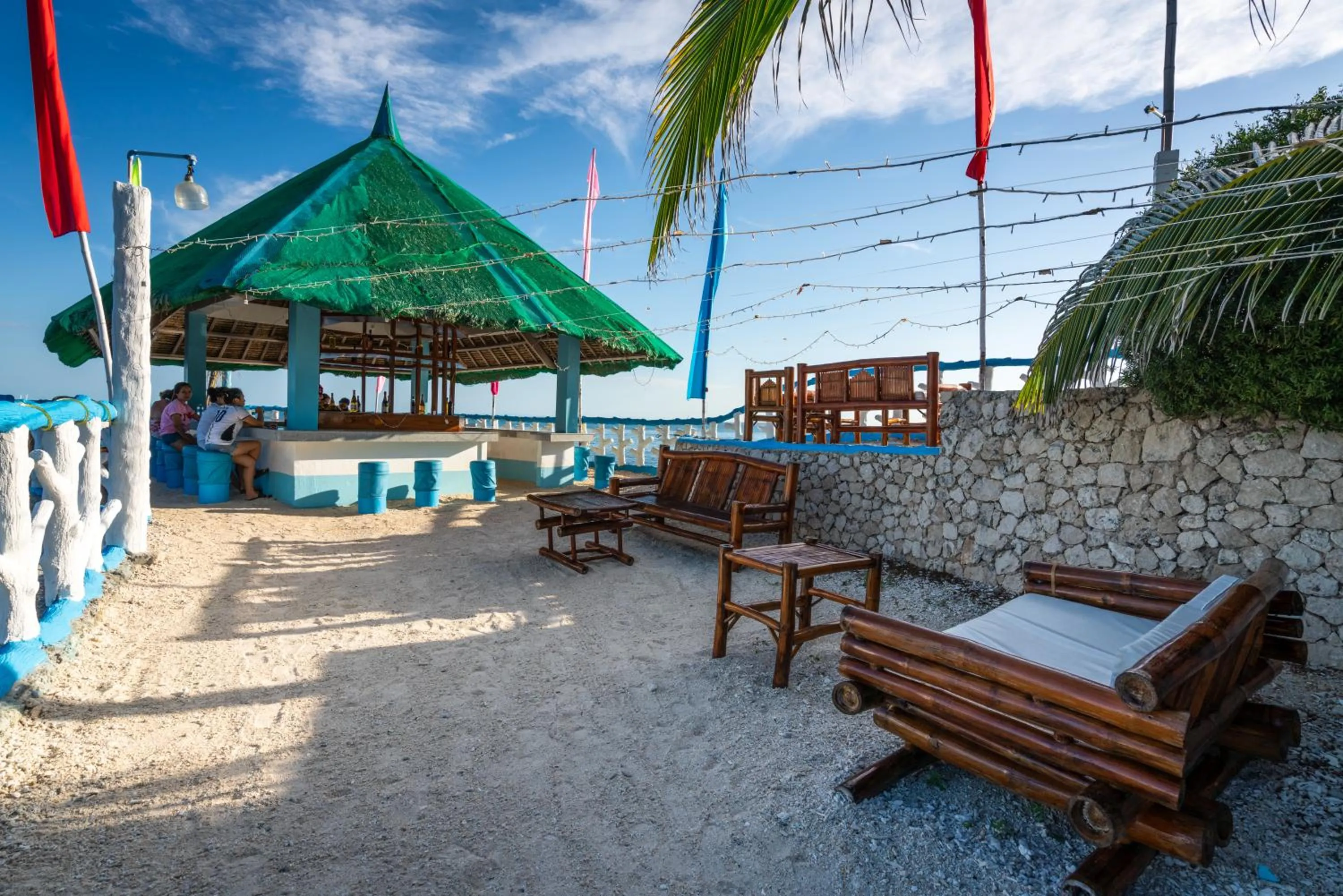Lounge or bar in Blue Corals Beach Resort