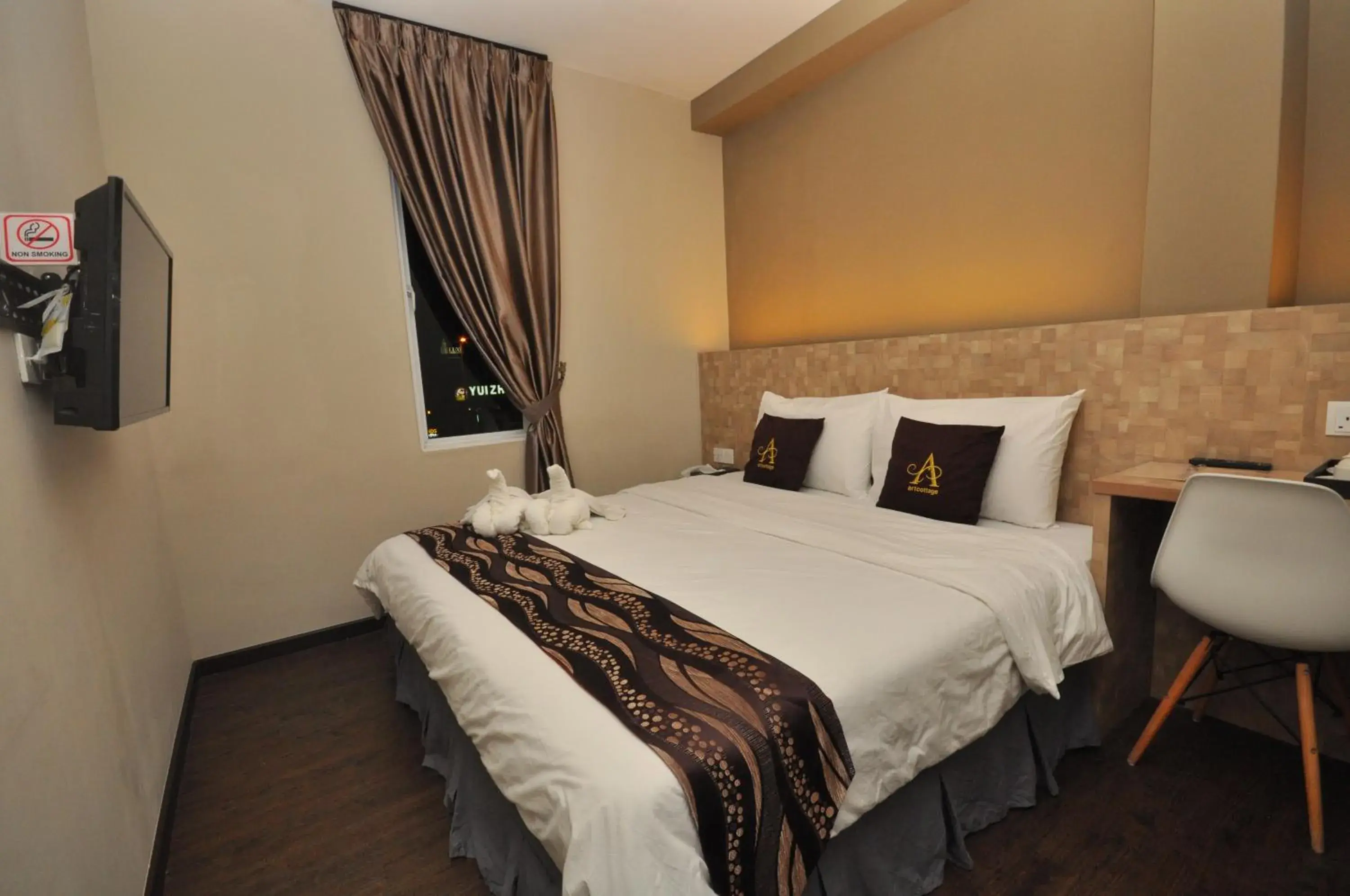 Bed in Art Cottage Hotel Bed in Art Cottage Hotel