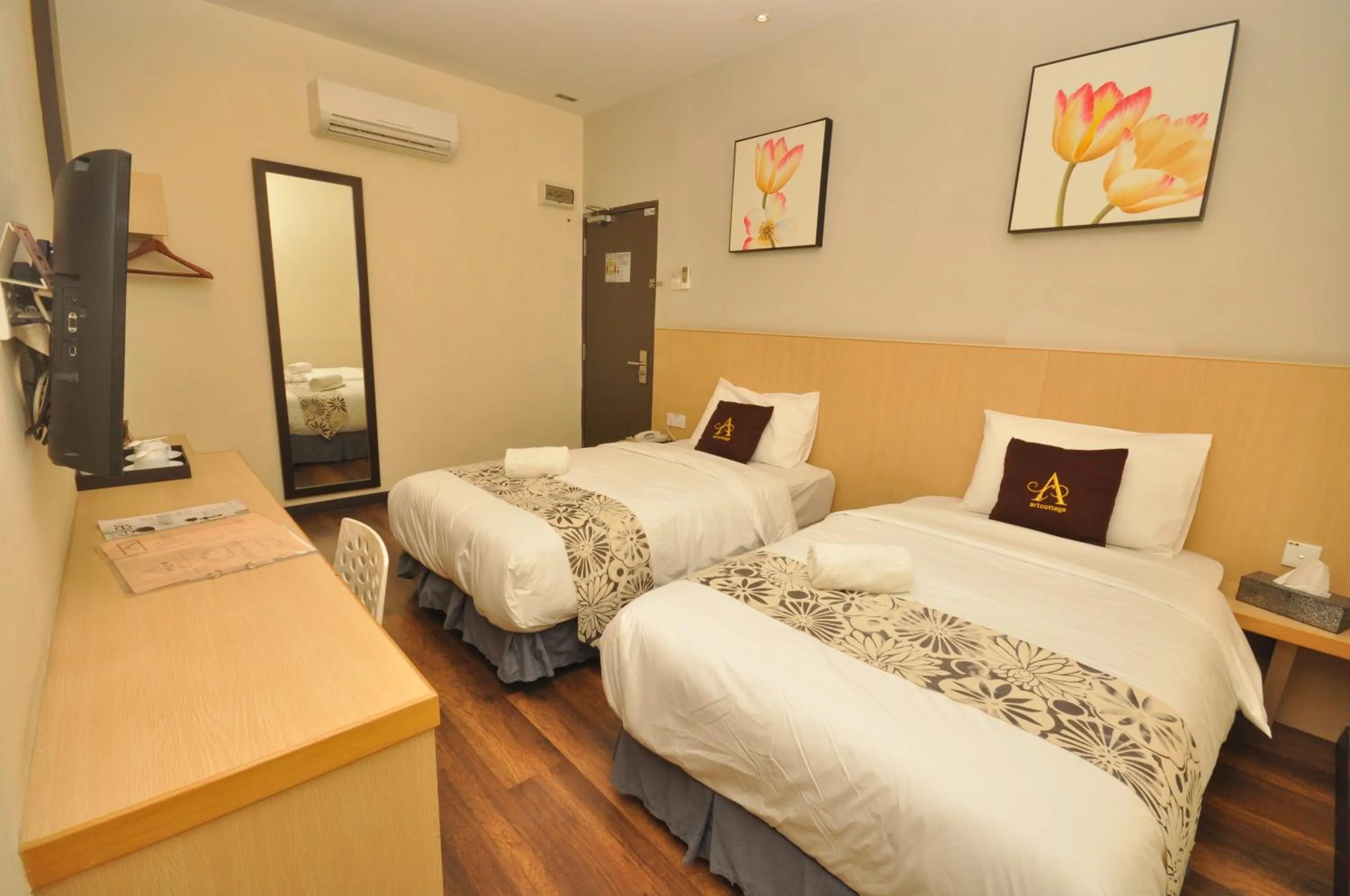 Bed in Art Cottage Hotel