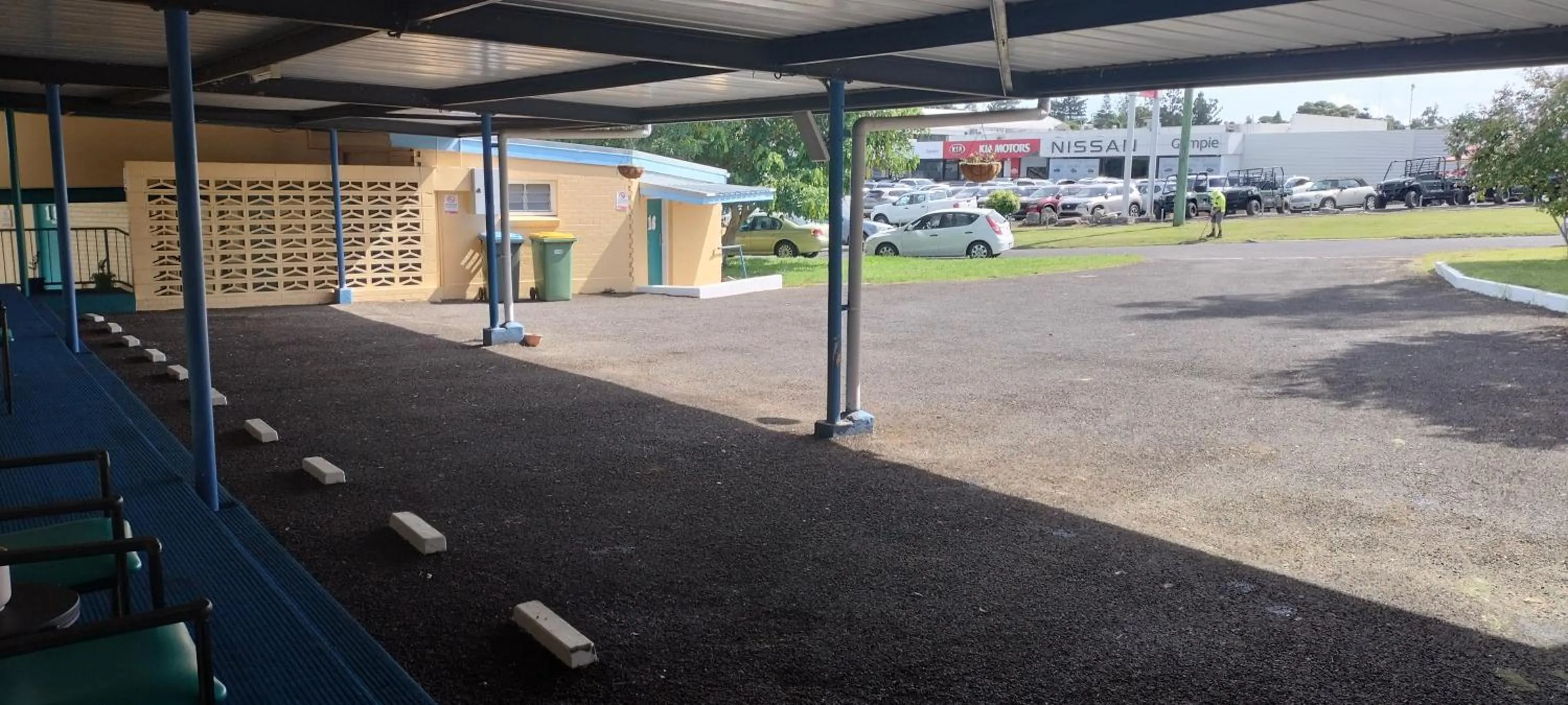 Parking in Nationwide Motel