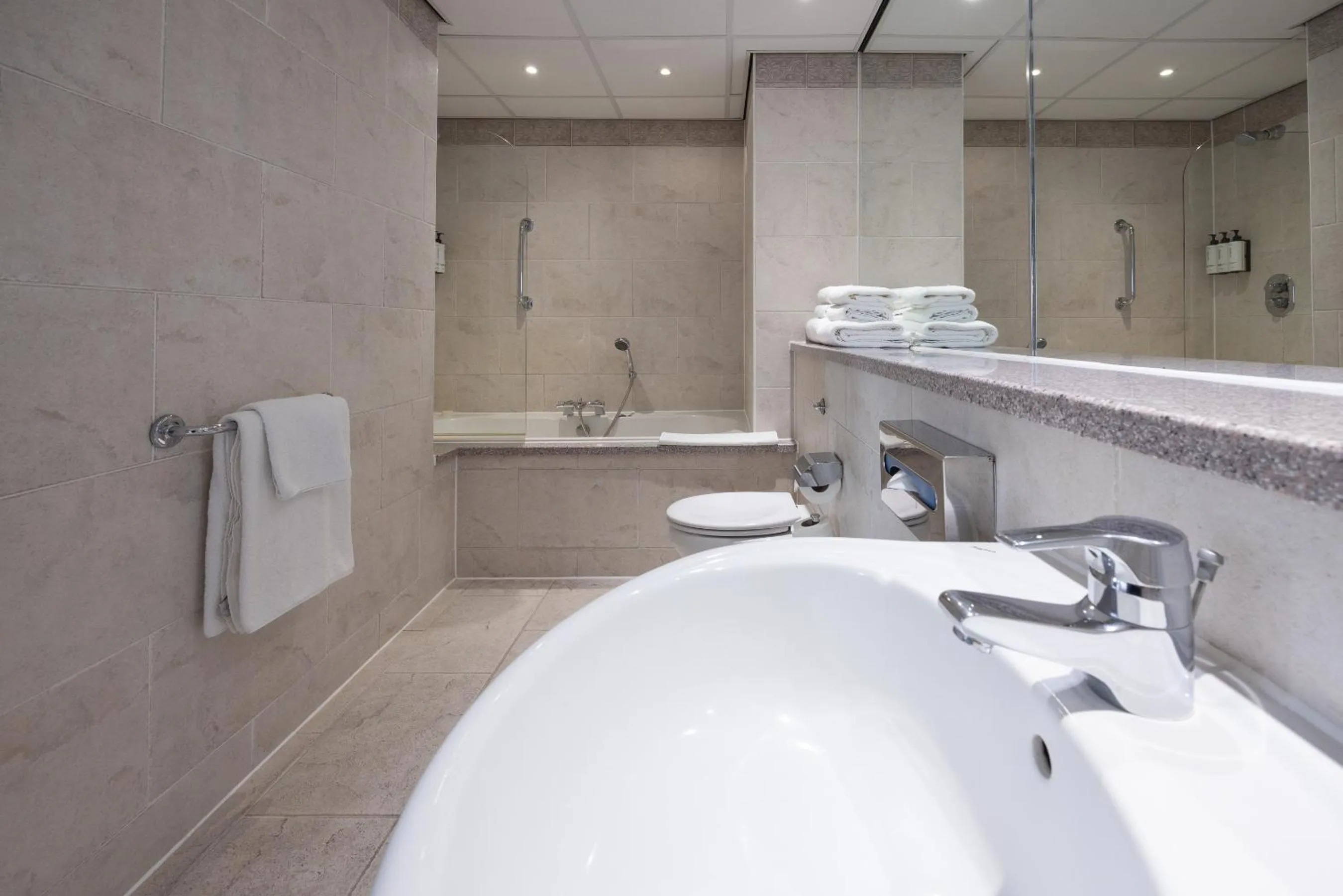 Bathroom in Crowne Plaza Liverpool City Centre by IHG