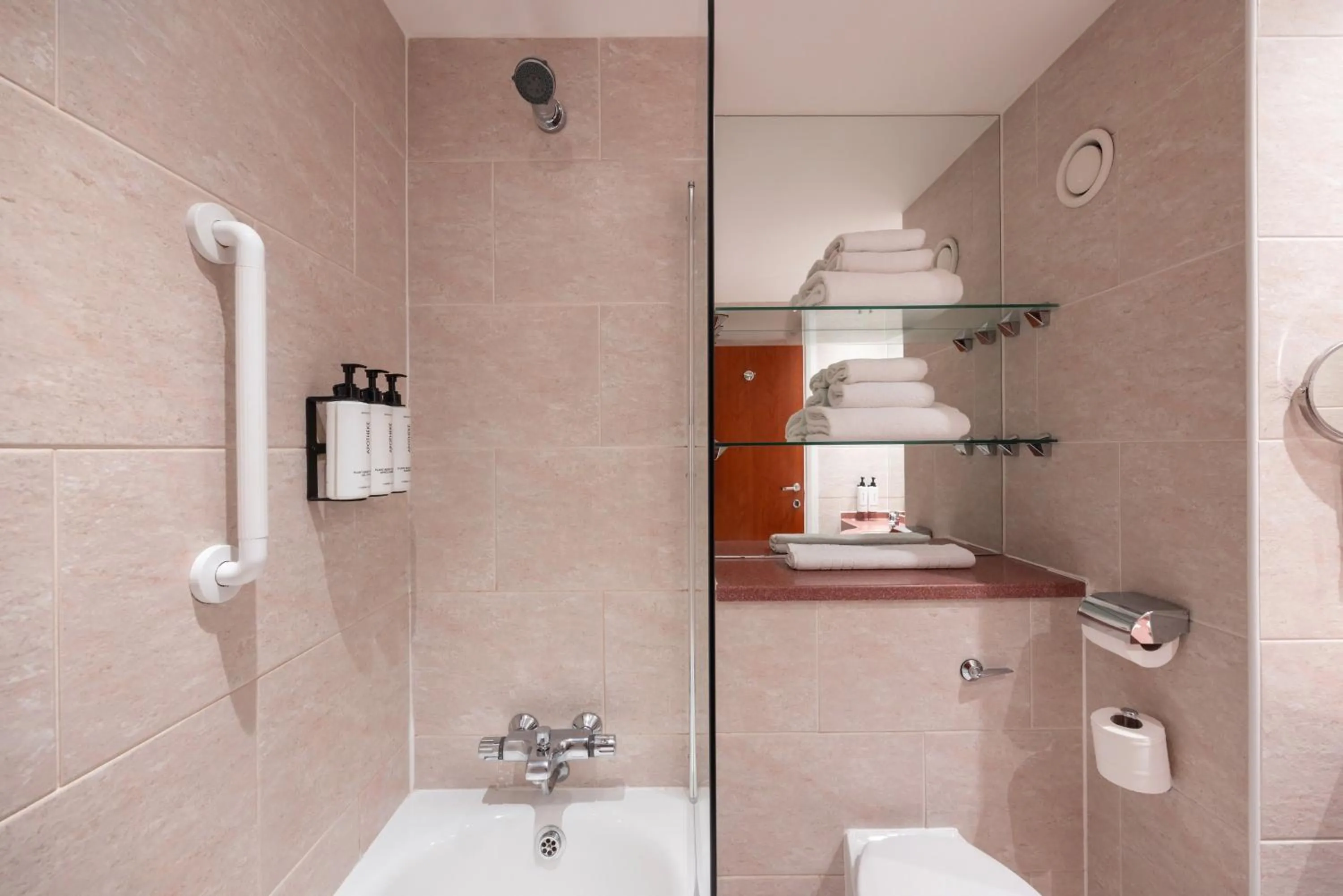 Bathroom in Crowne Plaza Liverpool City Centre by IHG