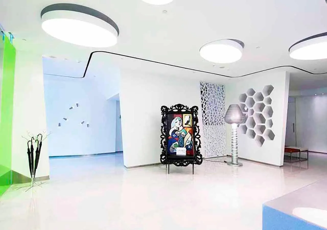 Royal Hotel Group- Central Park Branch