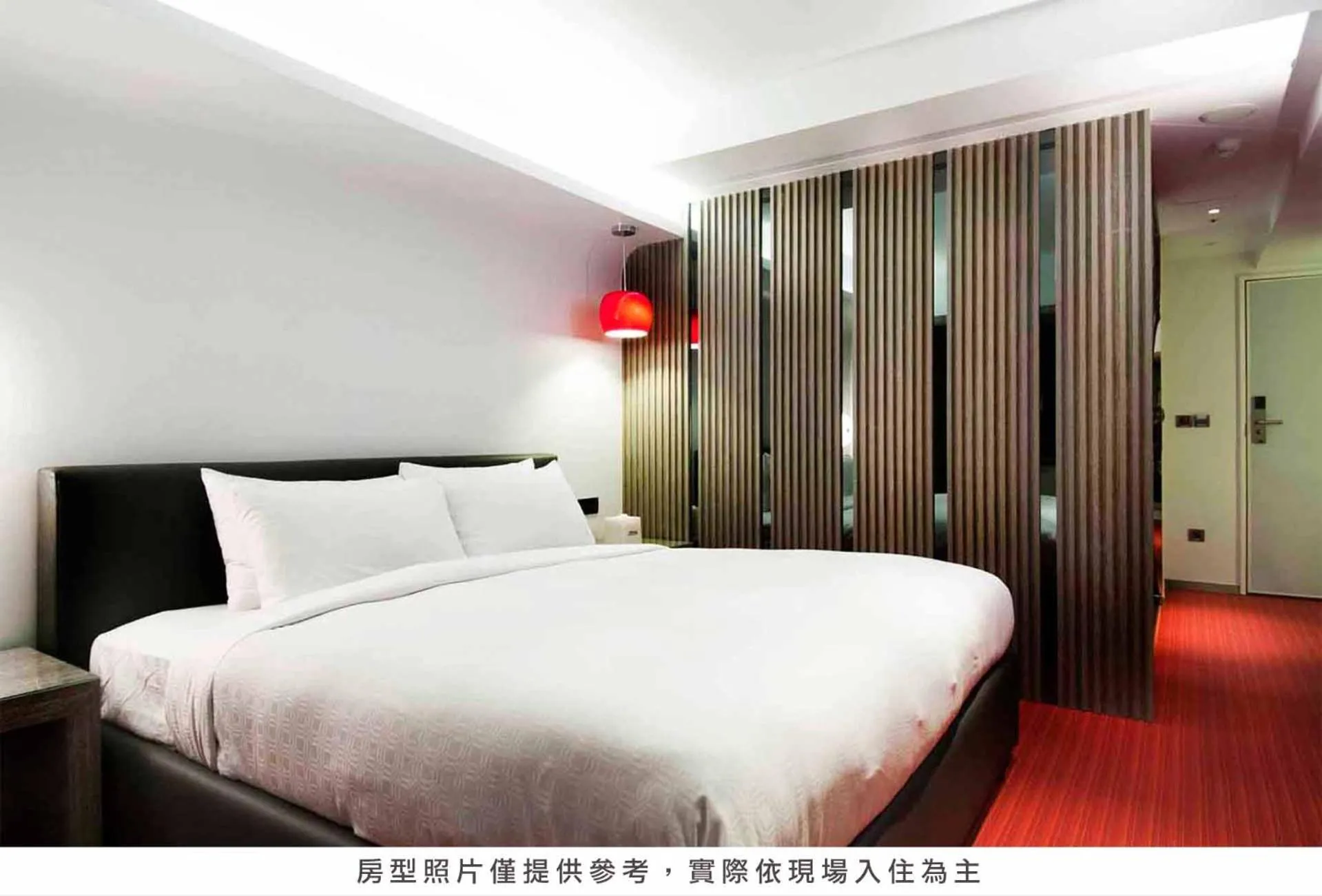 Bed in Royal Hotel Group- Central Park Branch
