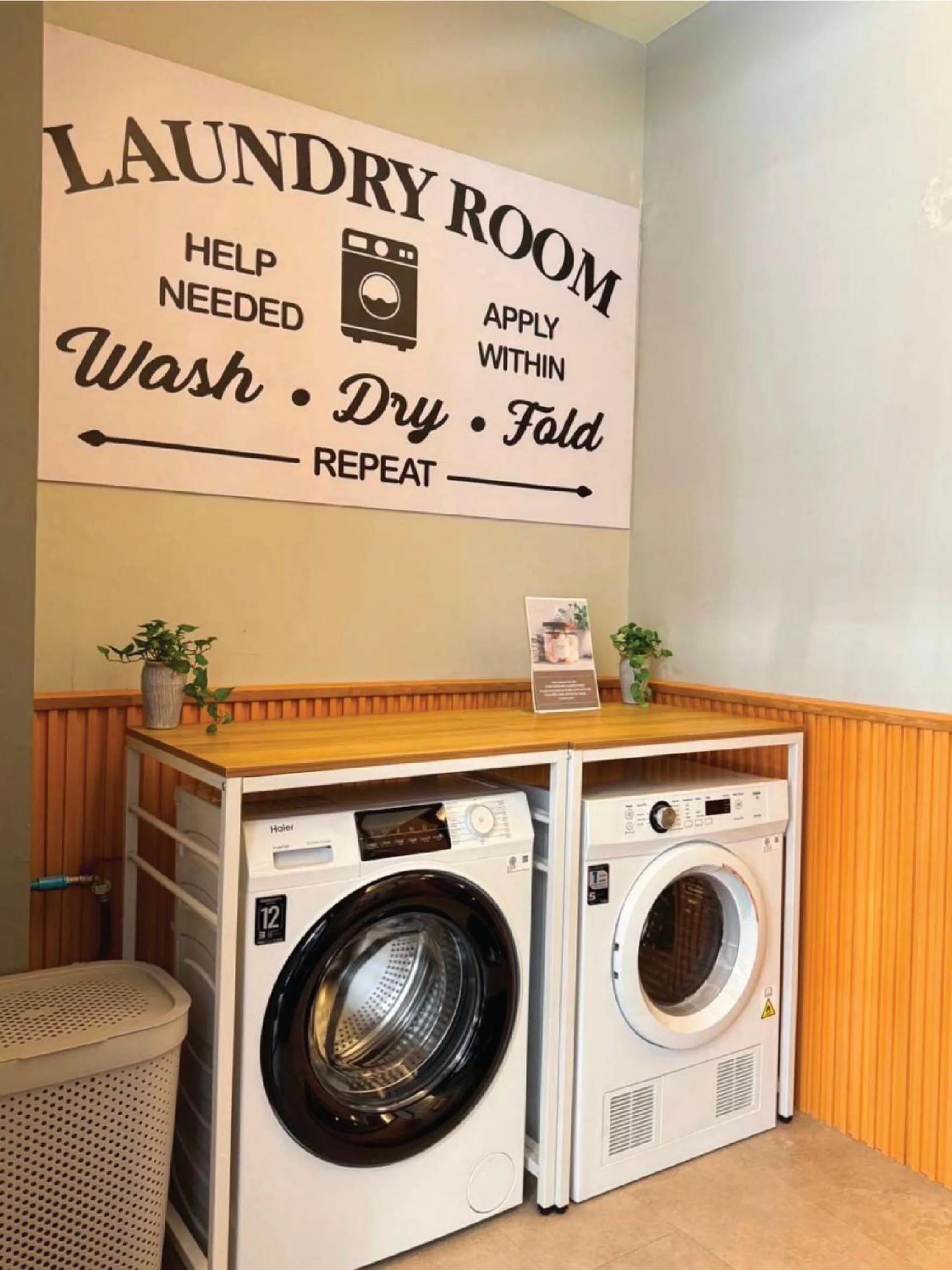 washing machine in iCheck inn Gems Center Silom