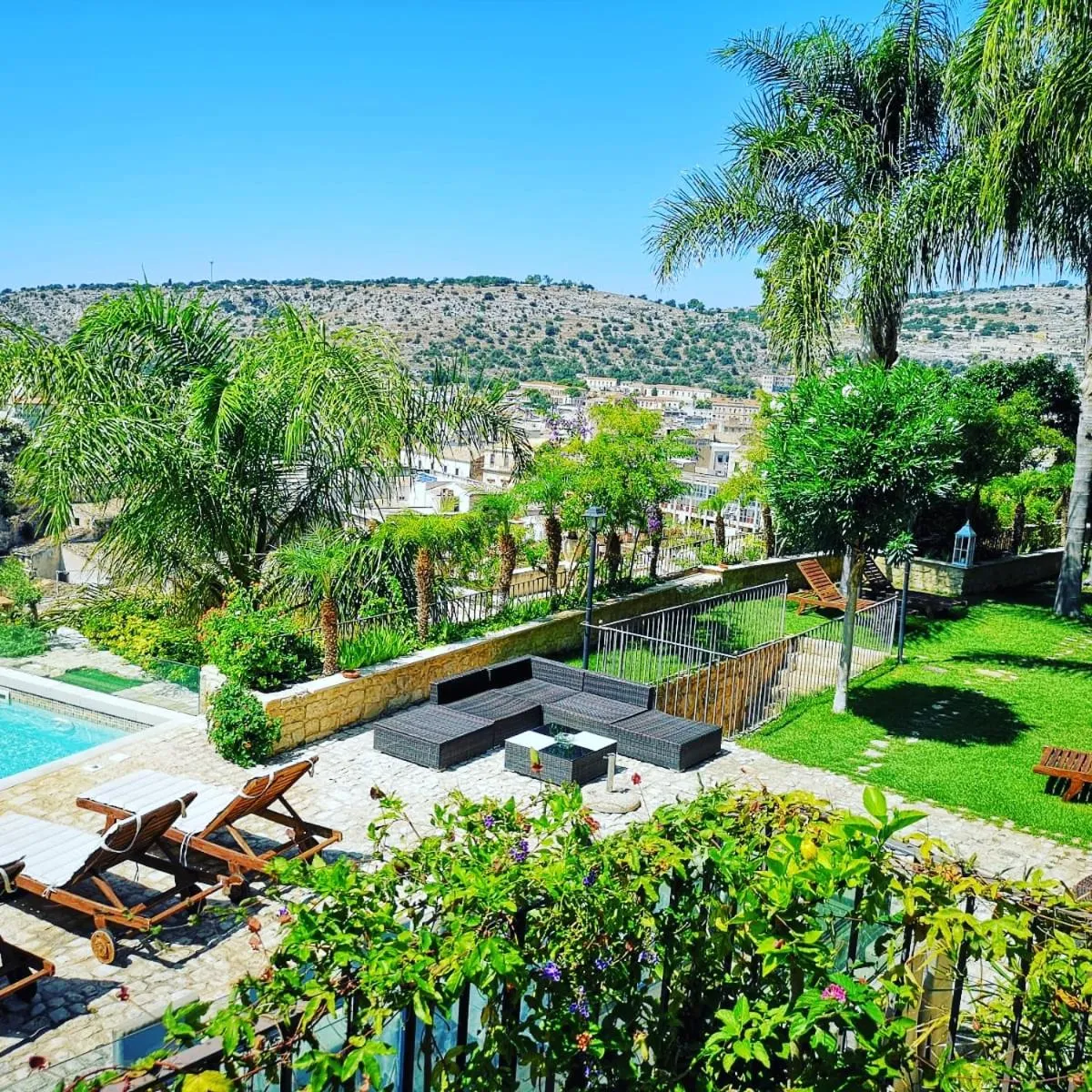 Swimming pool in Borgo Hedone