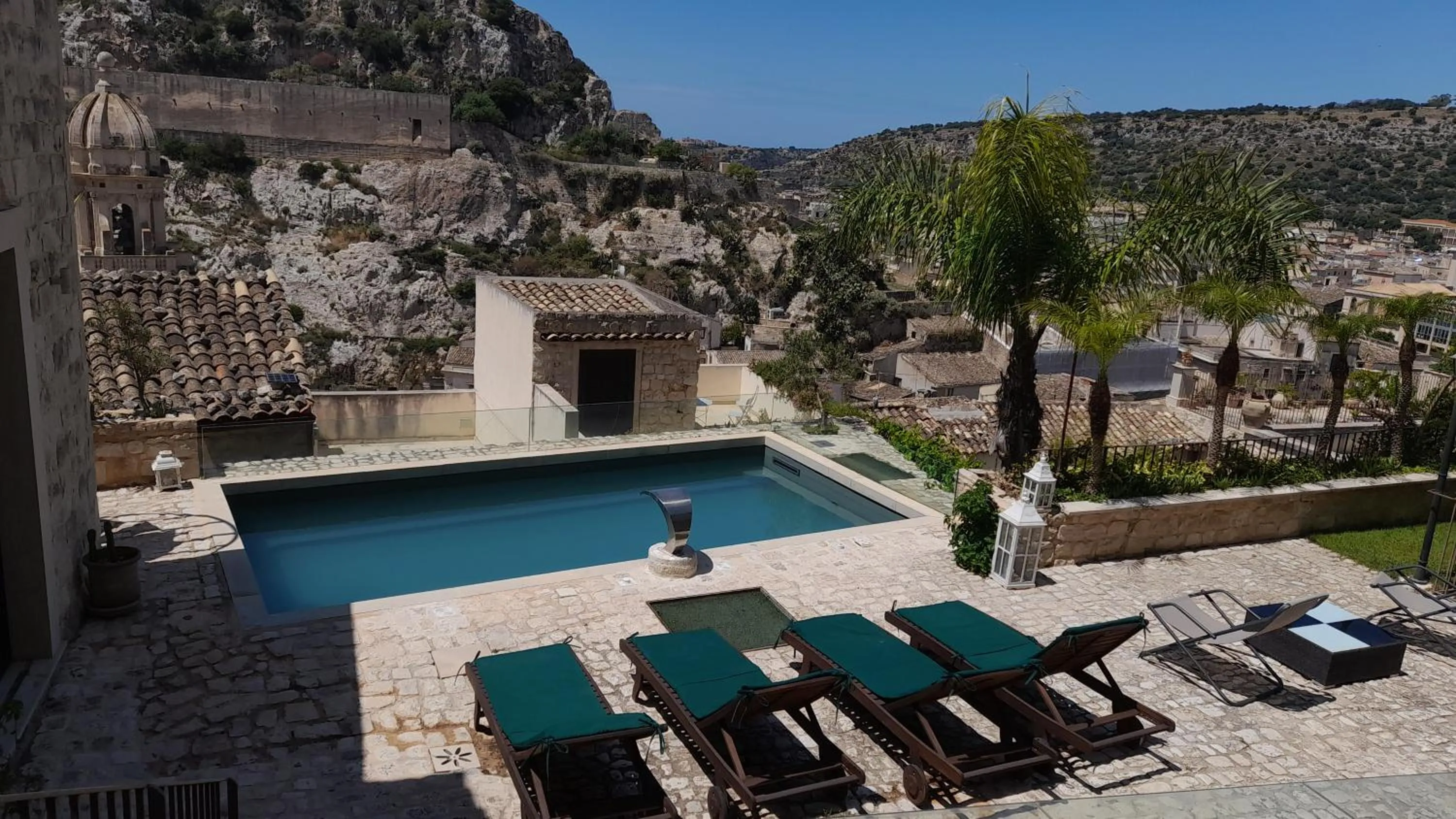 Swimming pool in Borgo Hedone