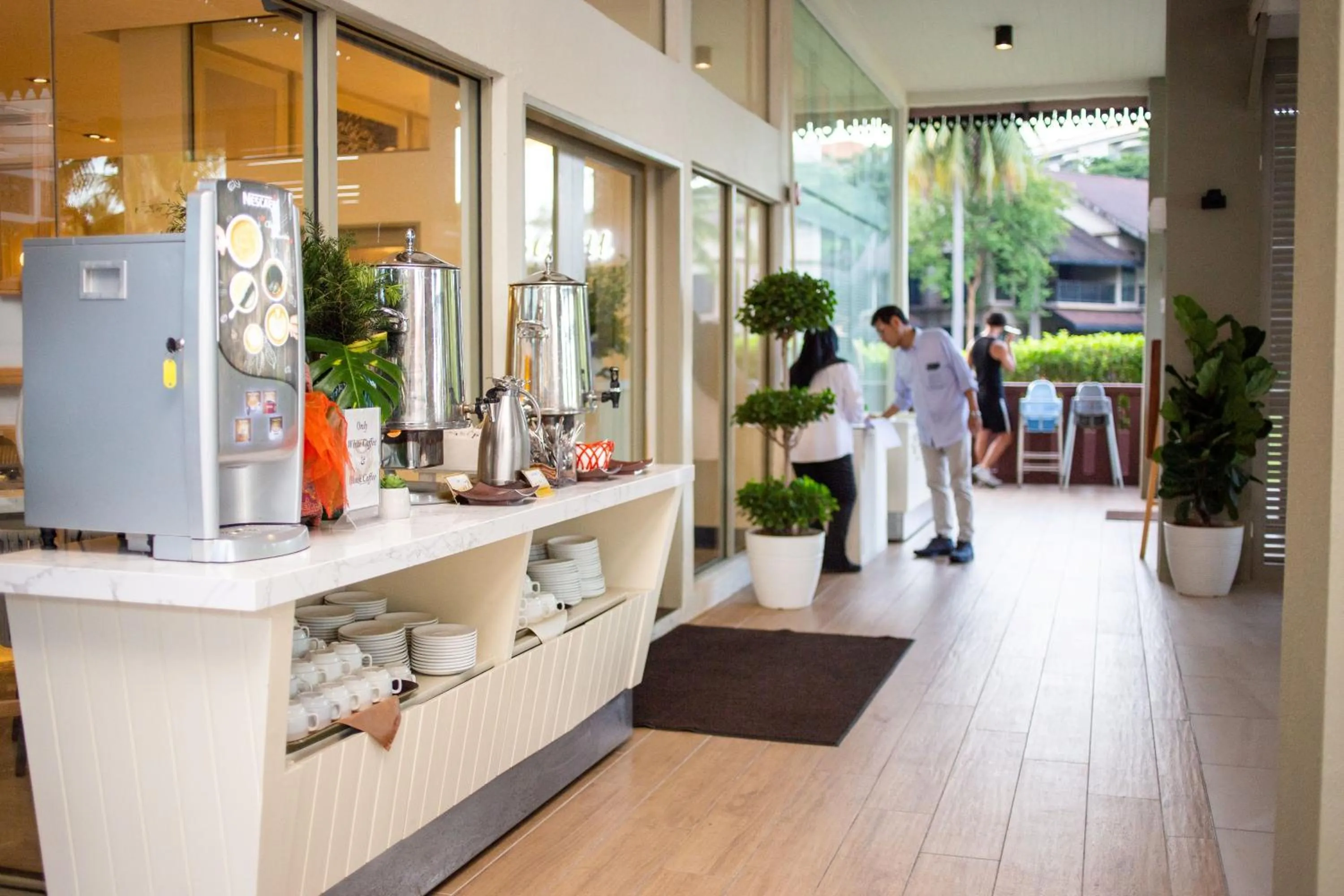 Restaurant/places to eat in Ombak Villa Langkawi