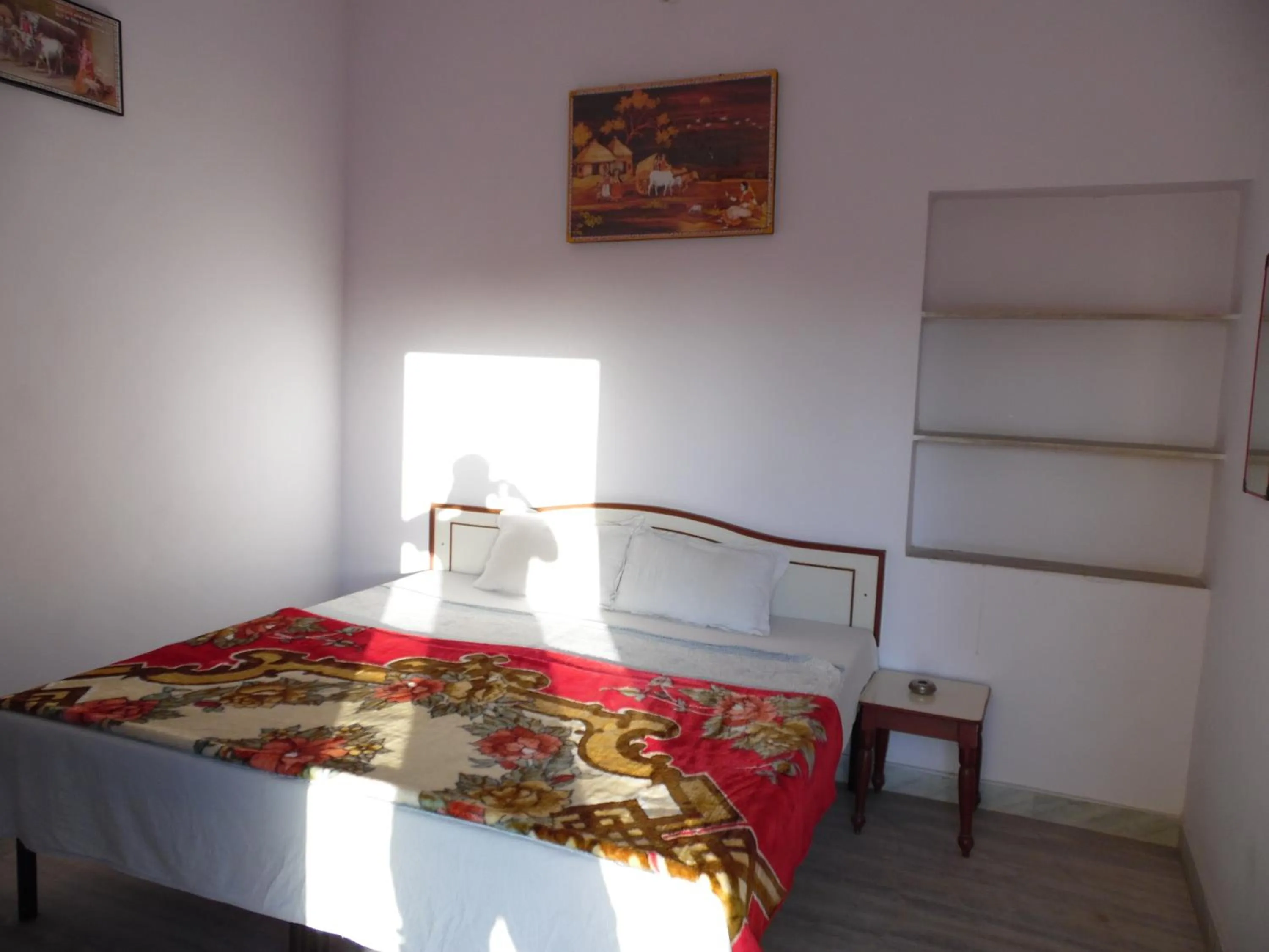 Bedroom, Bed in Keshav Palace -A Family Homestay