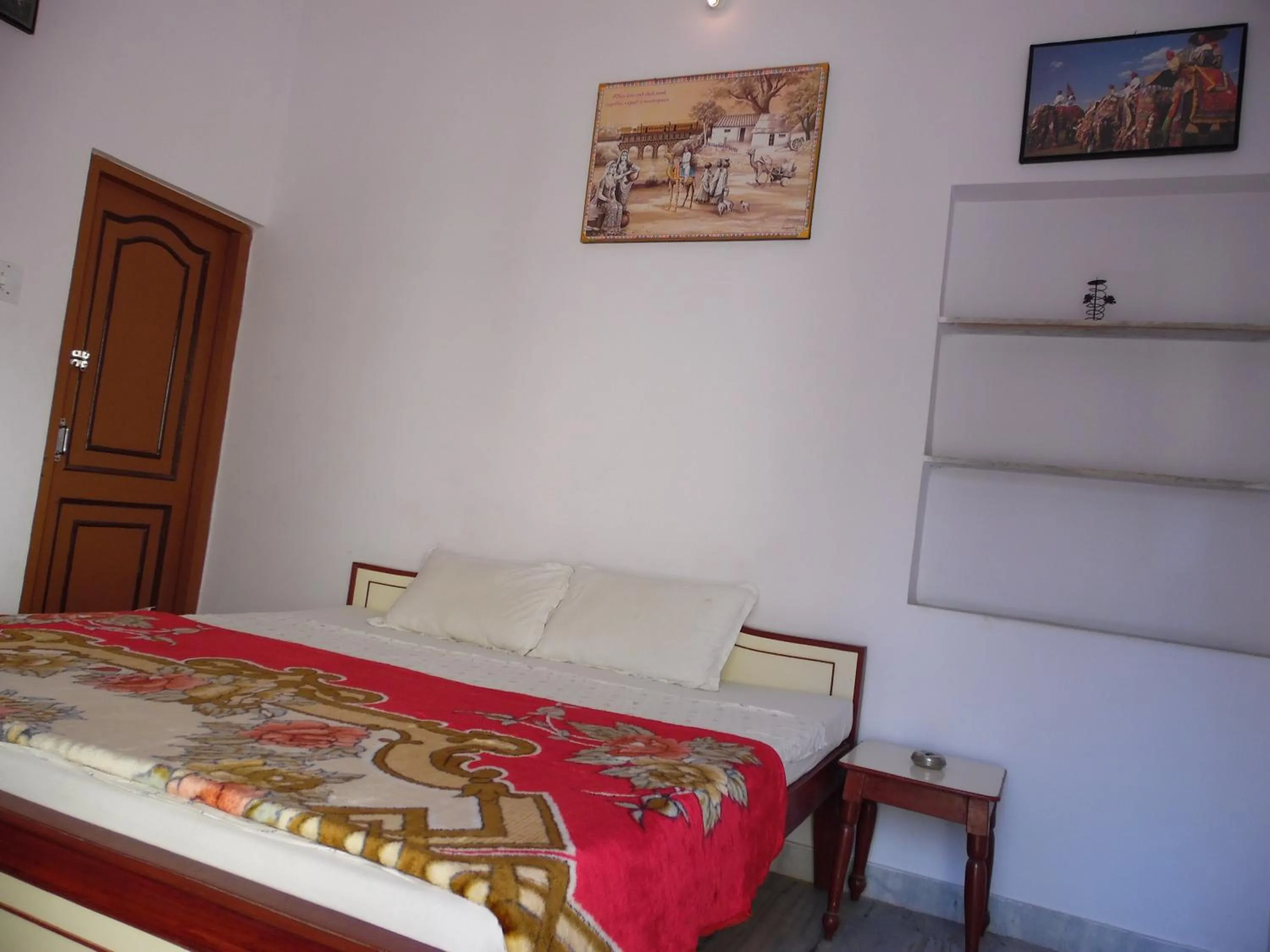 bunk bed, Bed in Keshav Palace -A Family Homestay