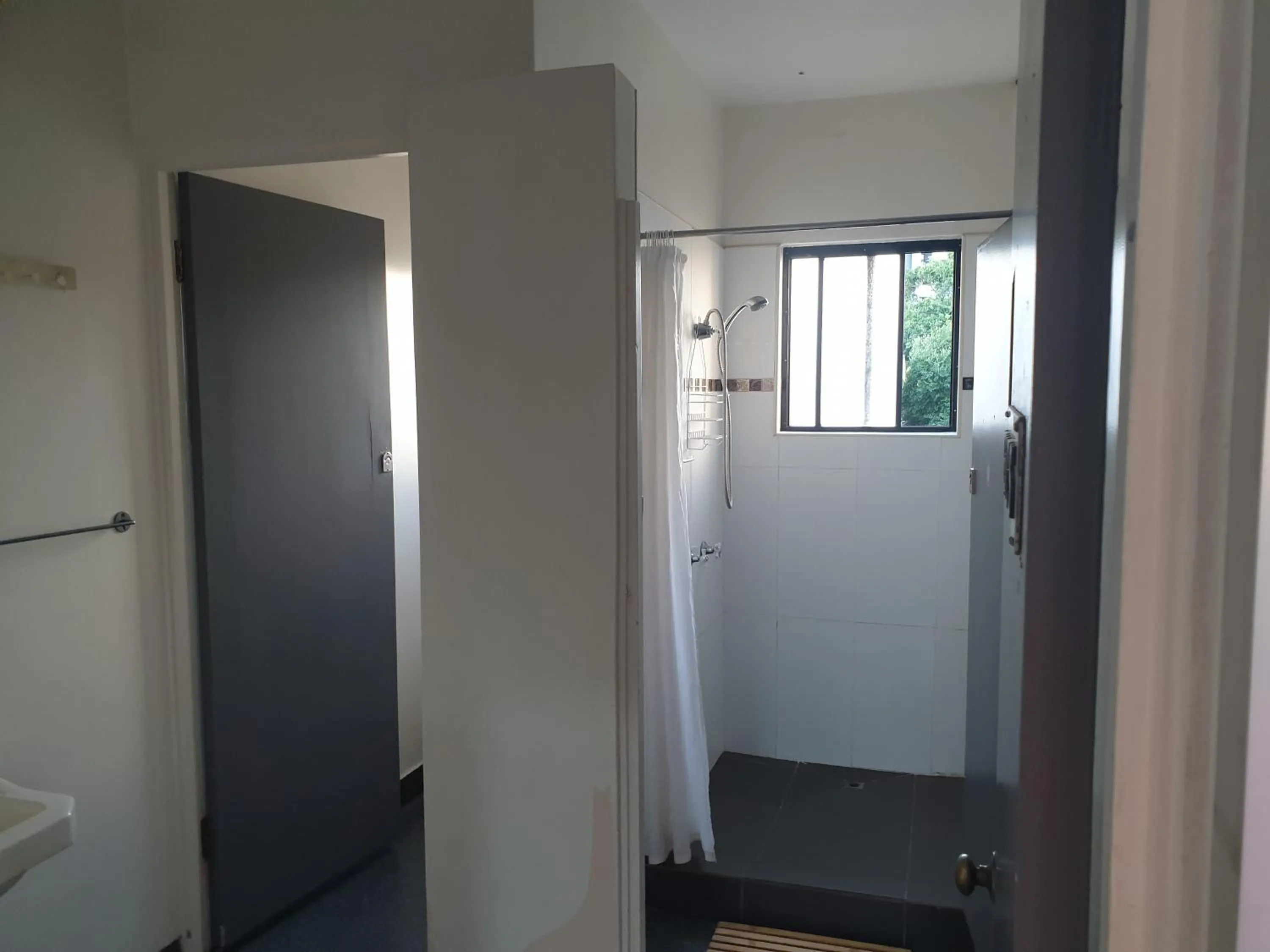 Kingsford Riverside Inn