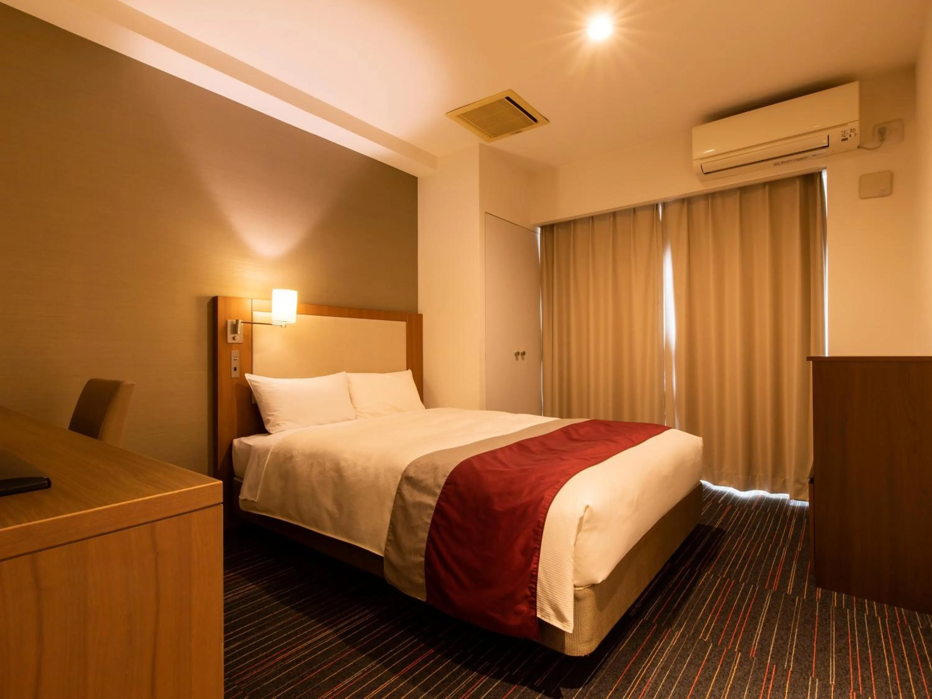 Photo of the whole room, Bed in Tokyu Stay Monzen-Nakacho Tokyo