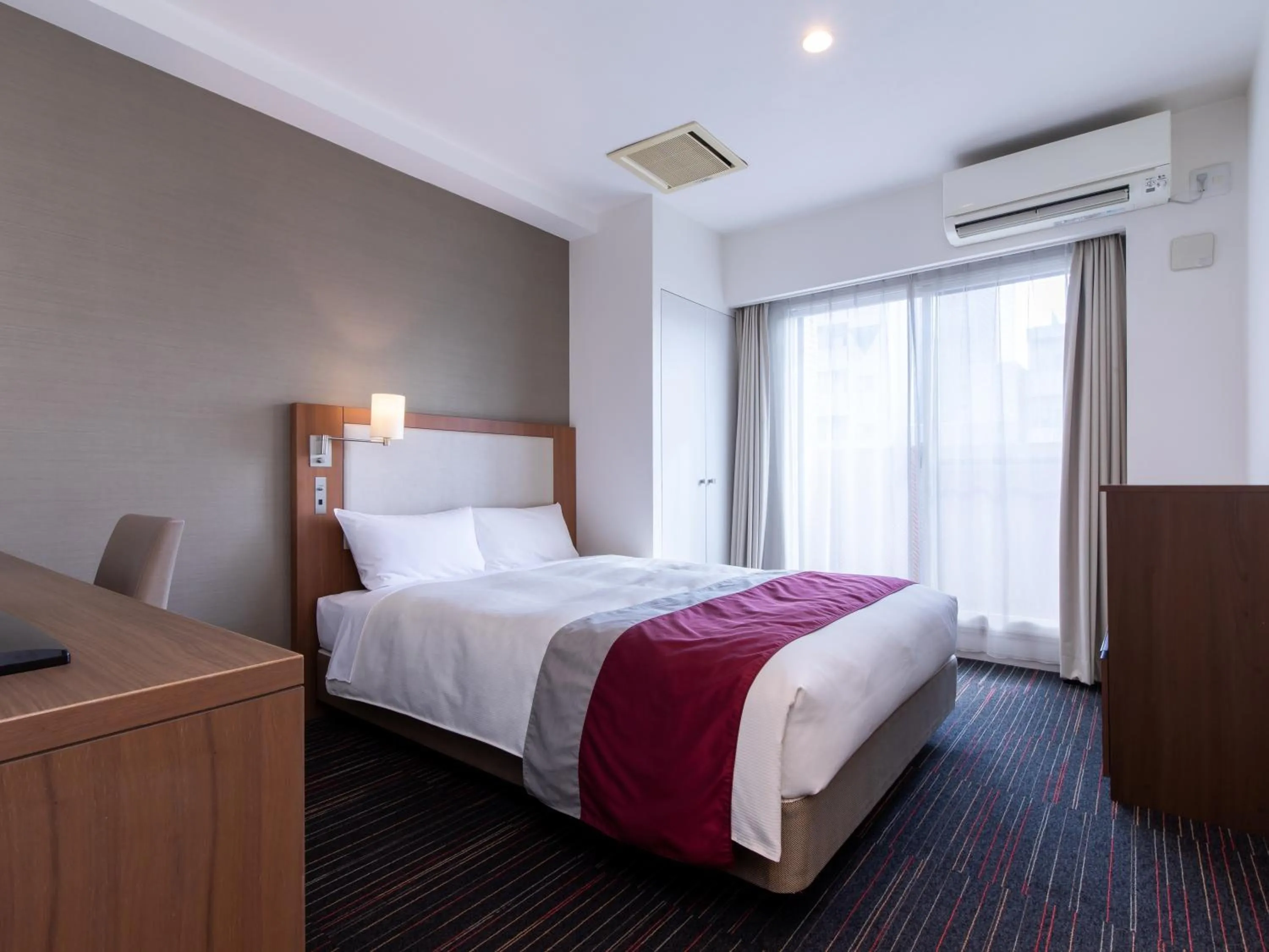 Bed in Tokyu Stay Monzen-Nakacho Tokyo