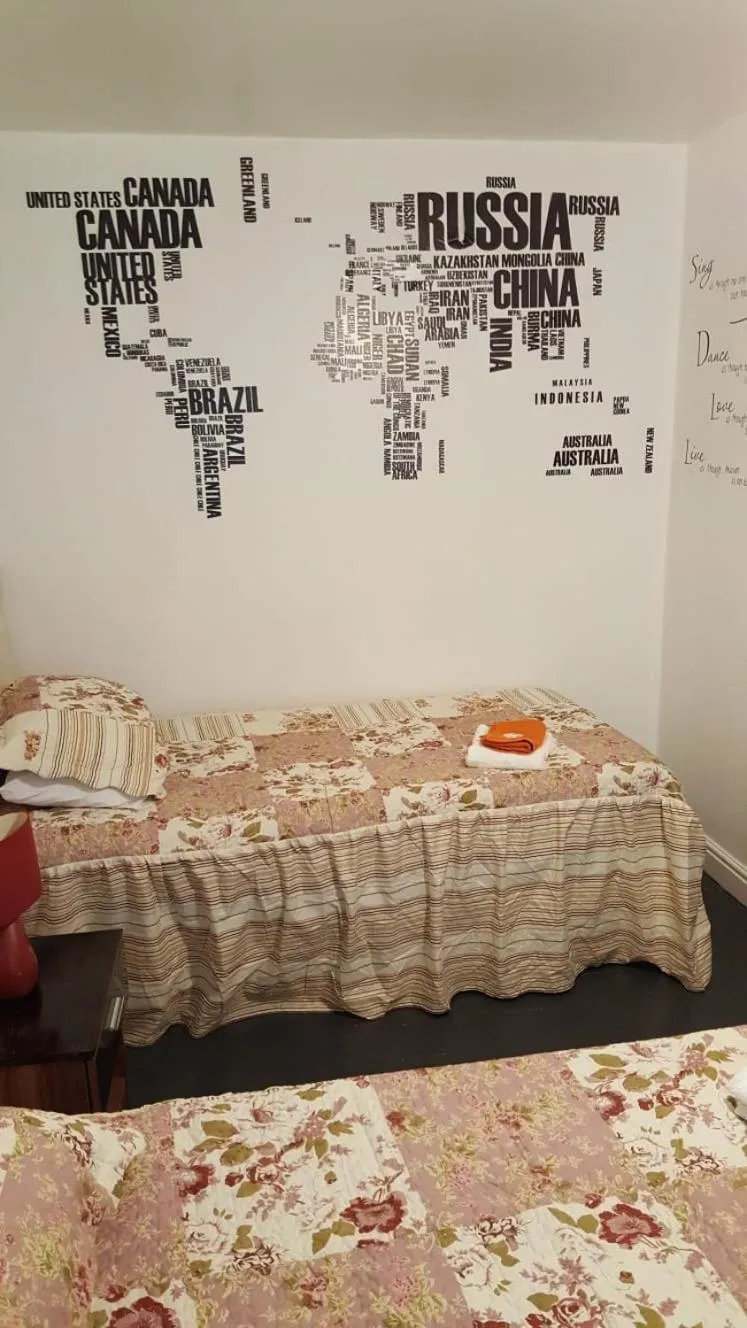 Bed in Bed 4 night
