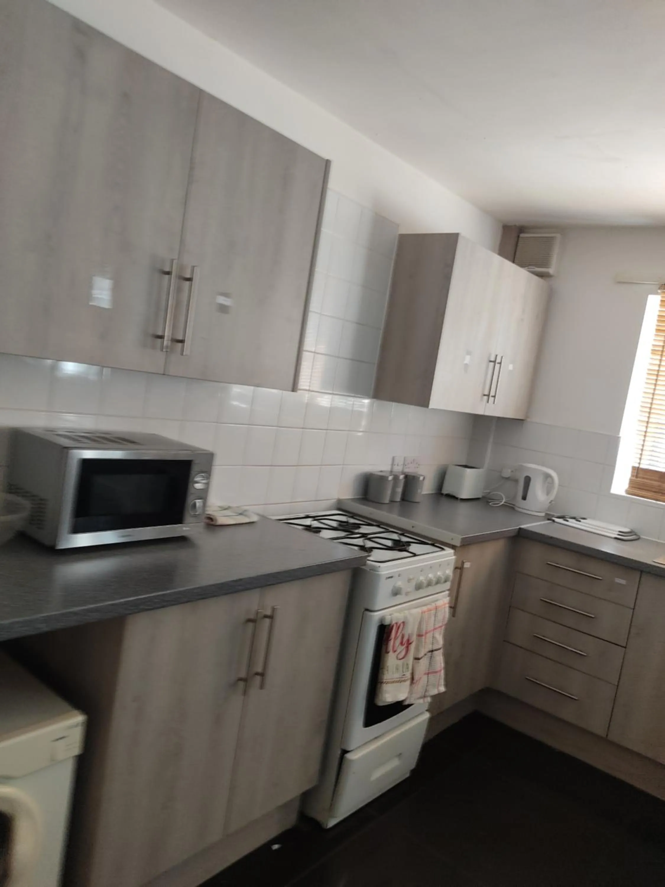 Kitchen or kitchenette in Bed 4 night