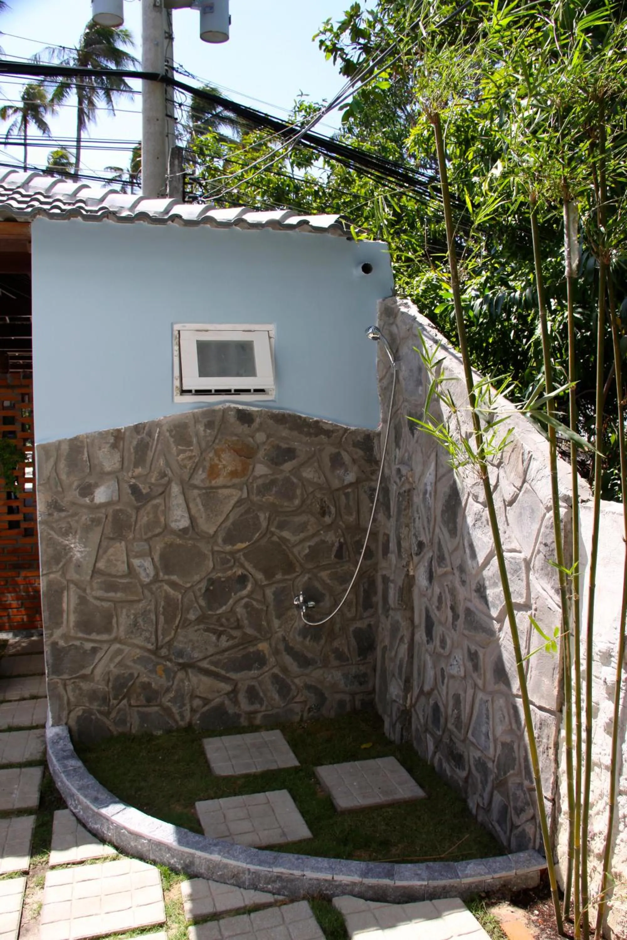 Area and facilities in Xin Chao Hotel