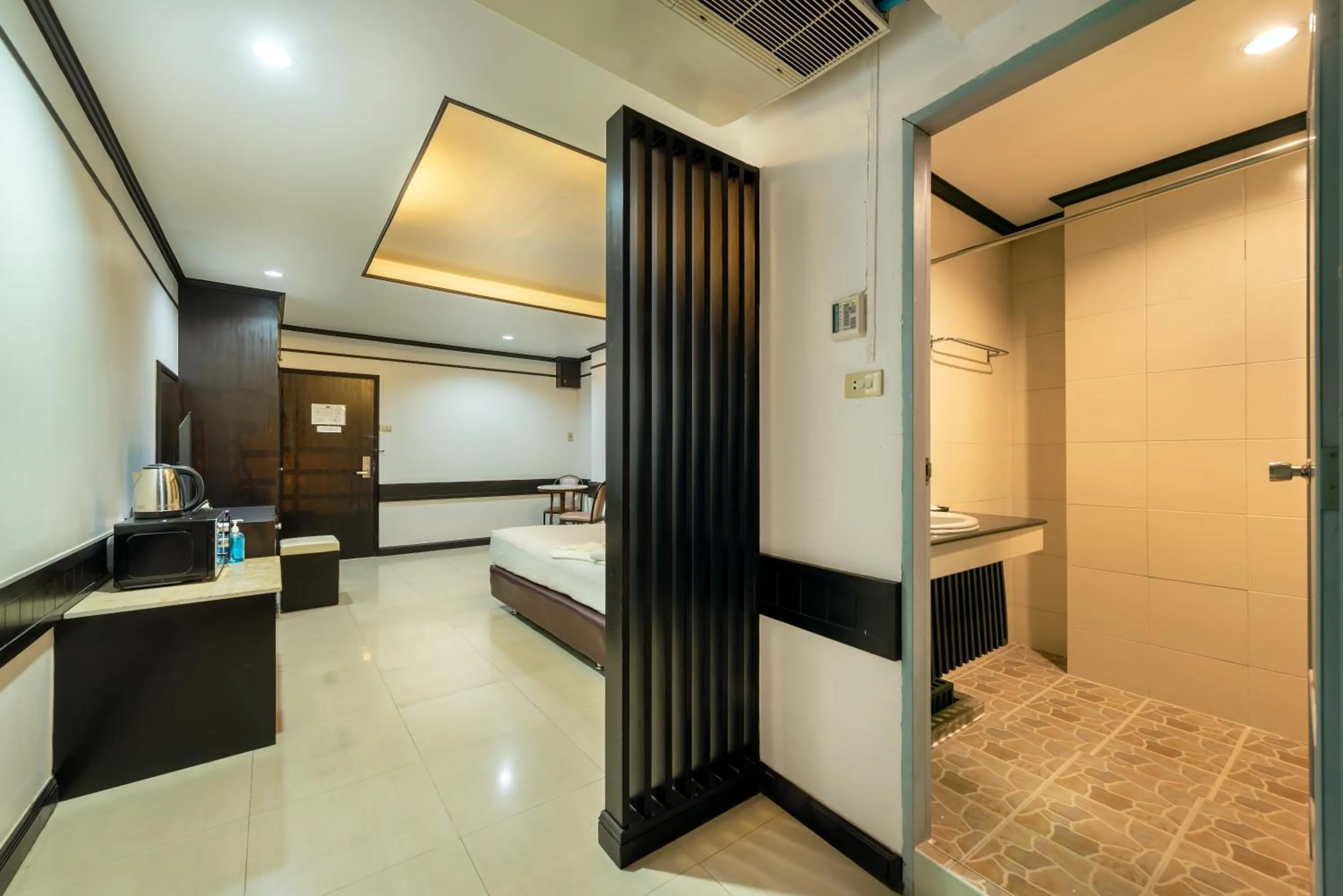 Bathroom in The Legacy Convention Hotel