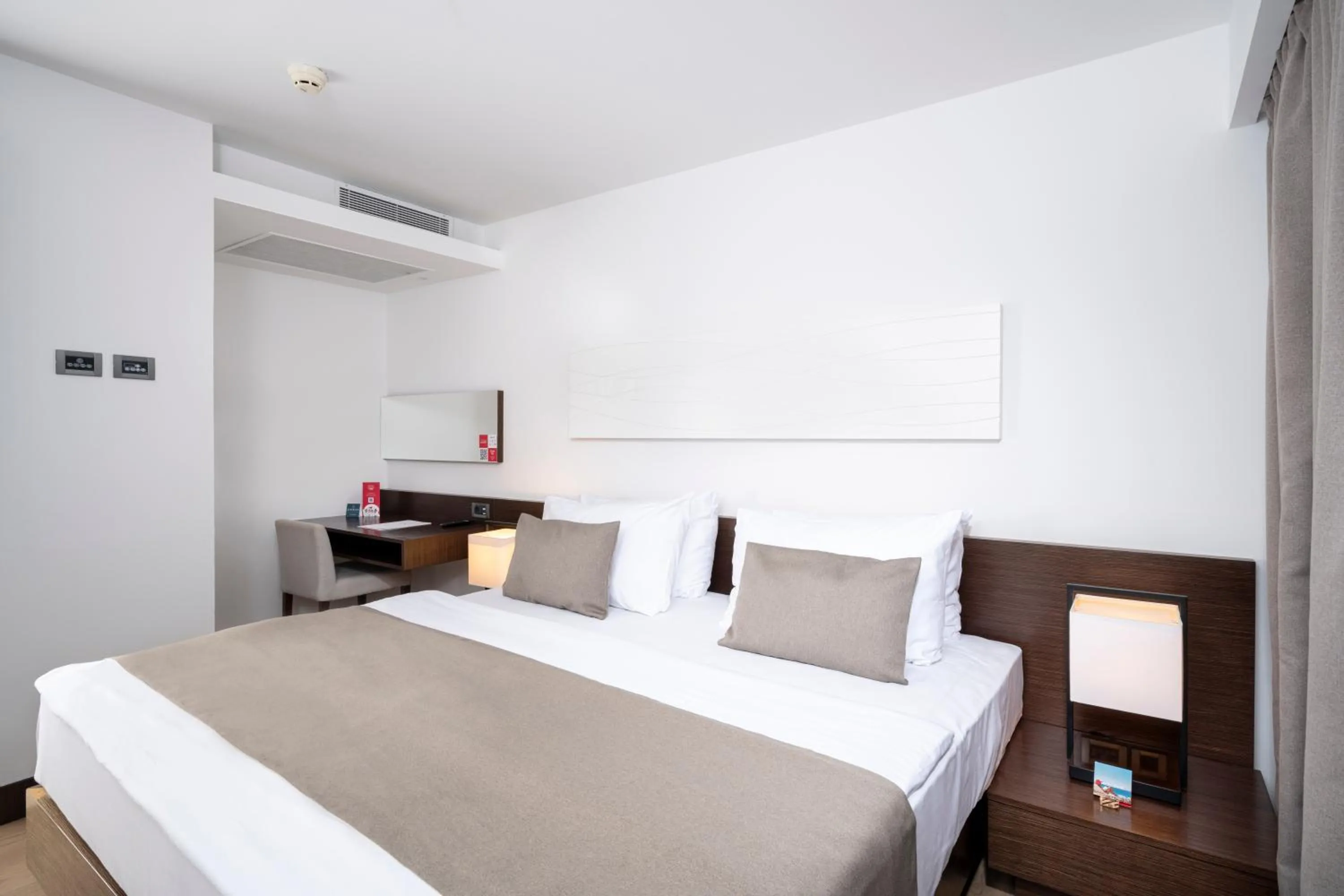 Bedroom, Bed in Hotel Parentium Plava Laguna