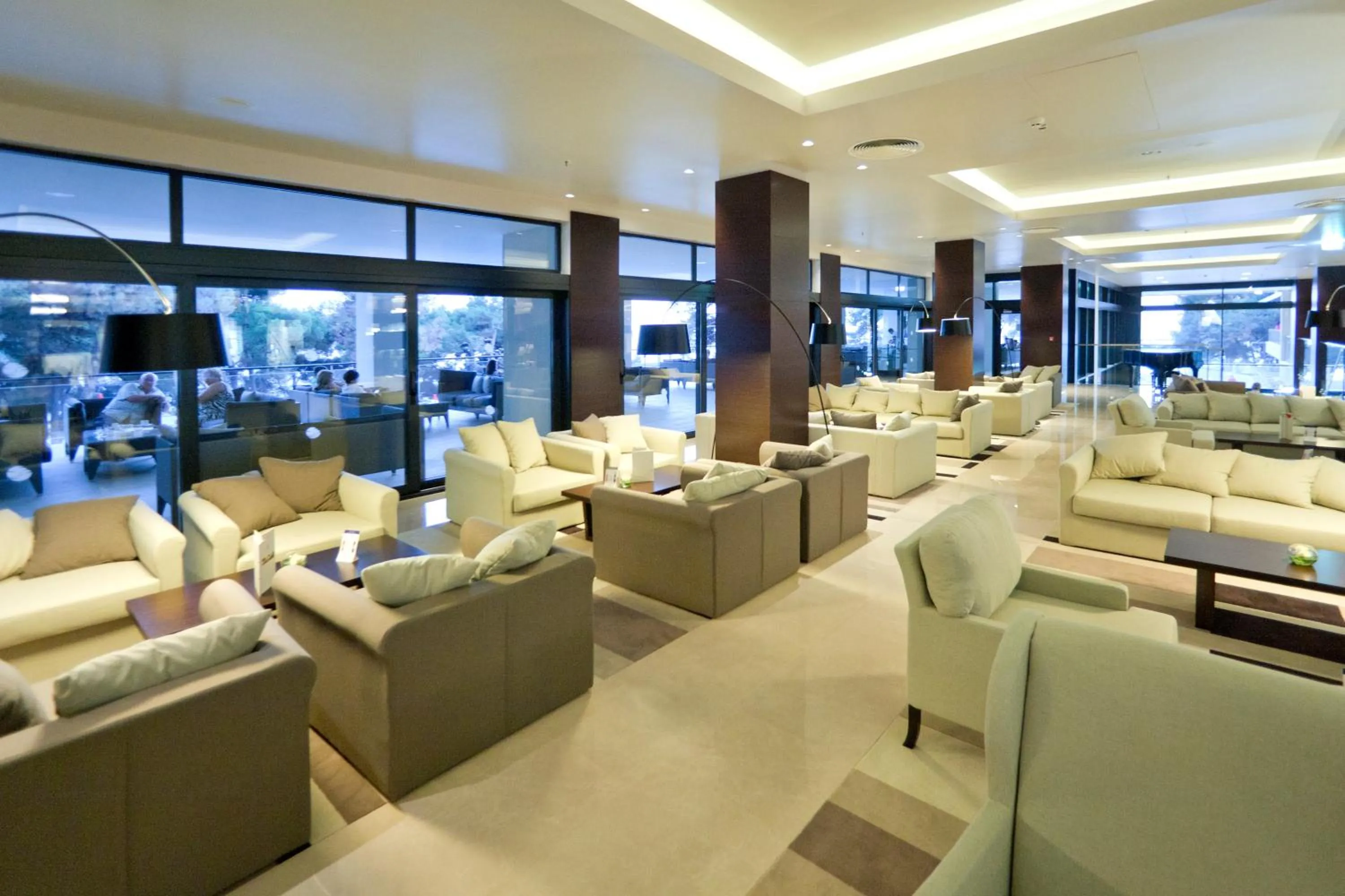 Lounge or bar in Hotel Parentium Plava Laguna