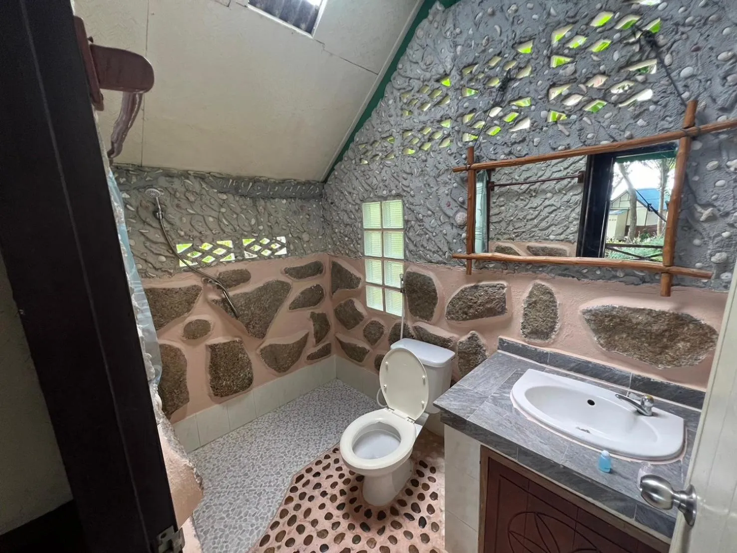 Smile Bungalow Bottle Beach