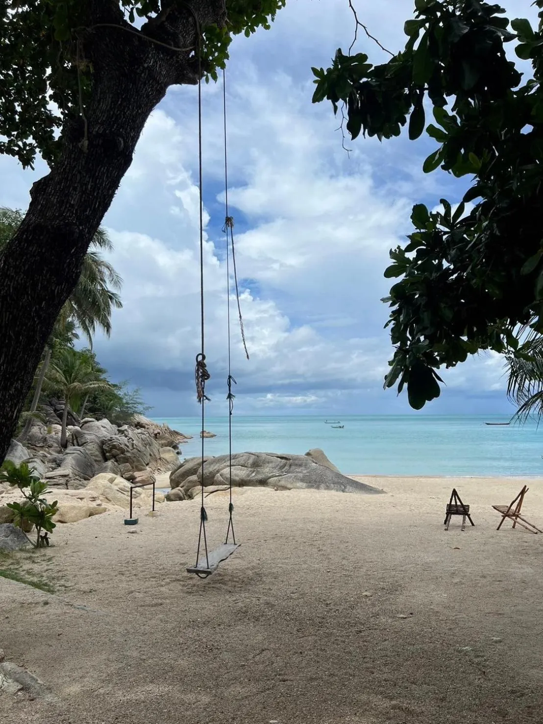 Smile Bungalow Bottle Beach