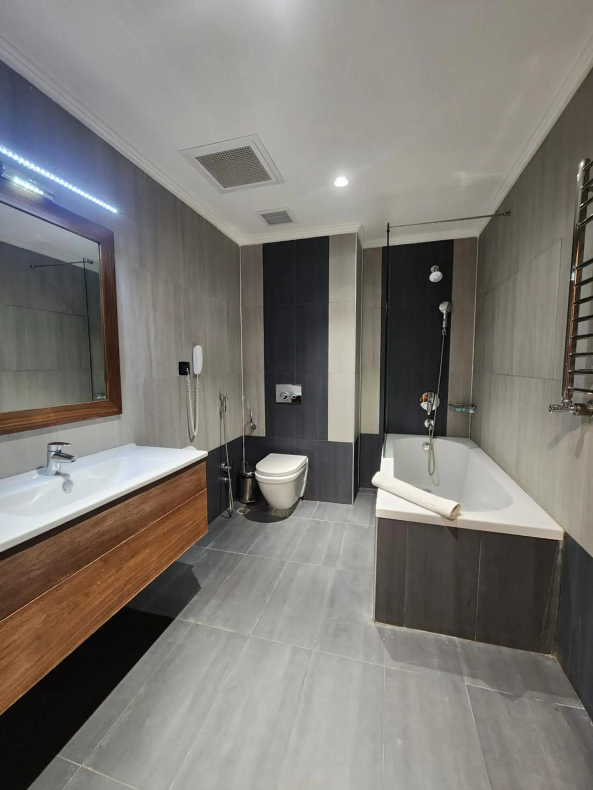 Standard Twin Room in El Resort Hotel Standard Twin Room in El Resort Hotel