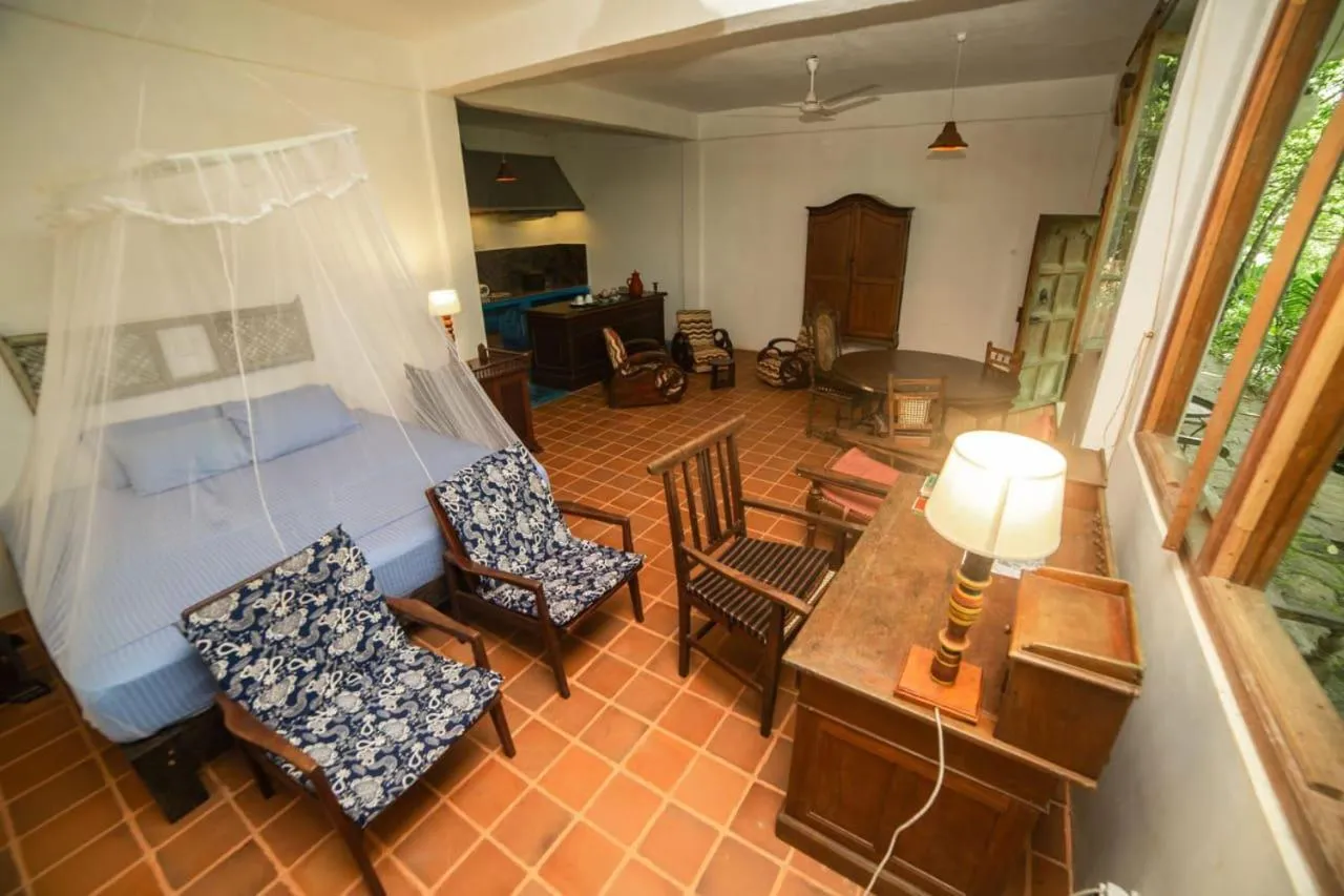 Living room in The Kandy Samadhicentre