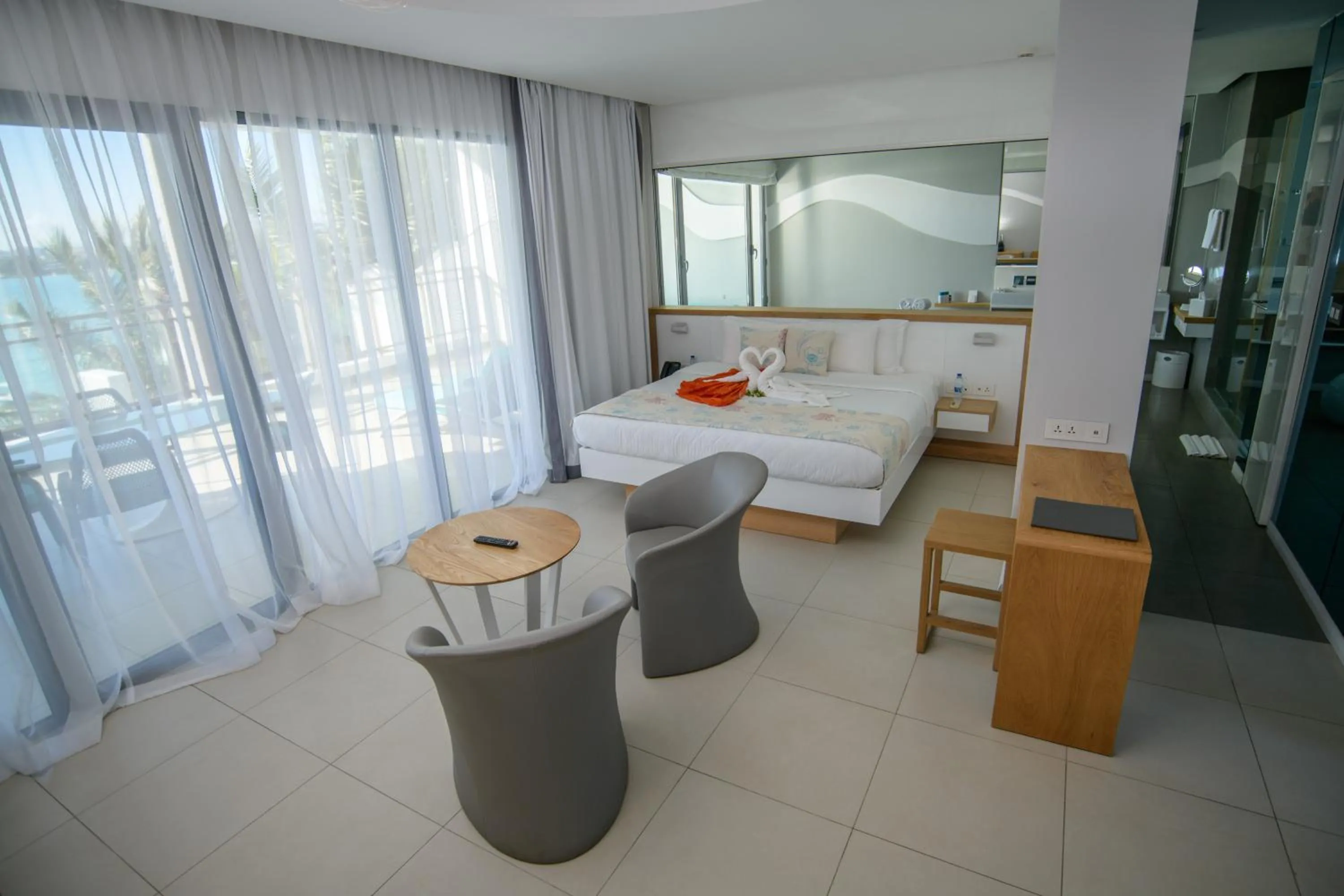 Restaurant/places to eat, Bed in Baystone Boutique Hotel & Spa