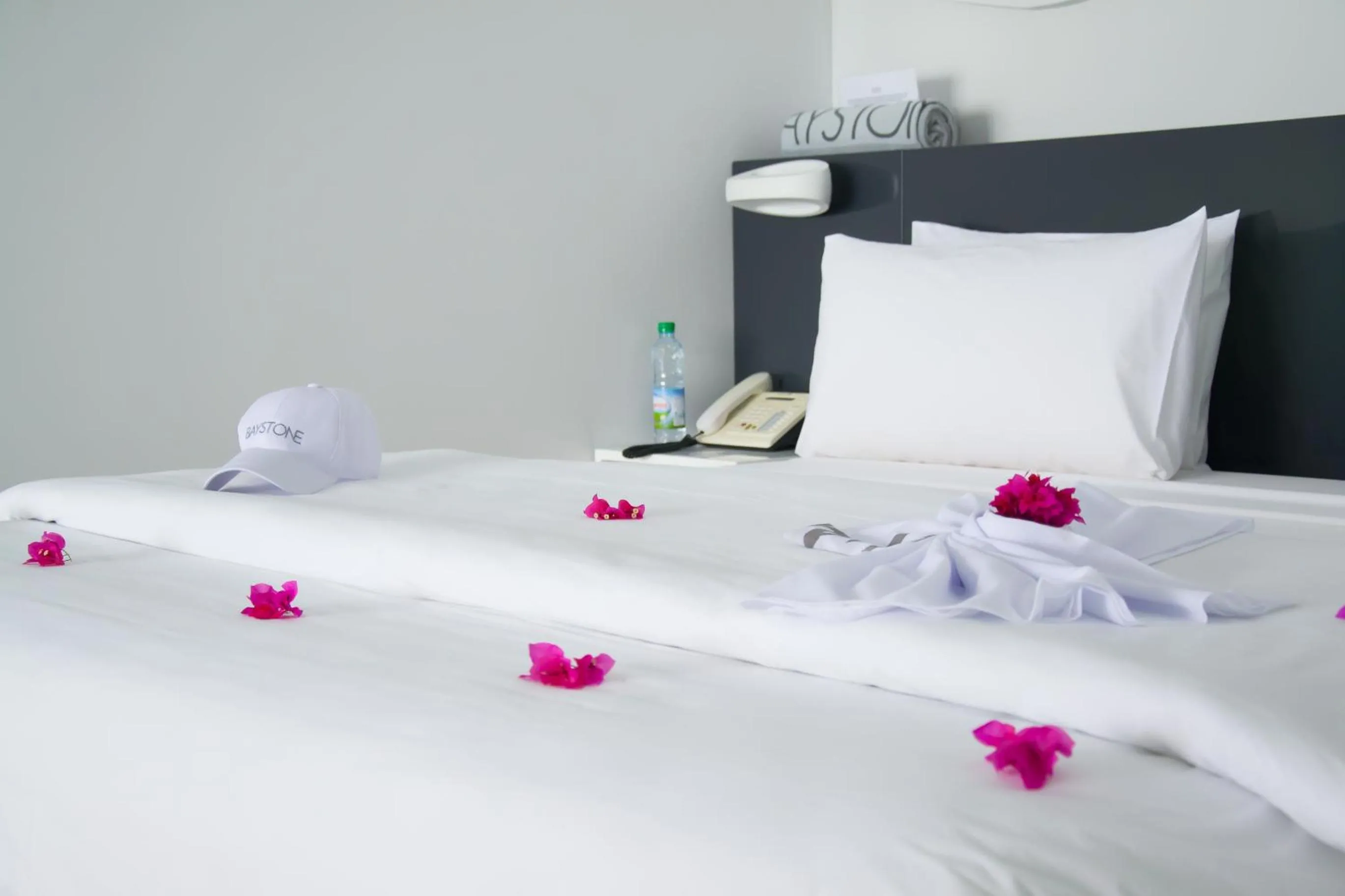 Property building, Bed in Baystone Boutique Hotel & Spa