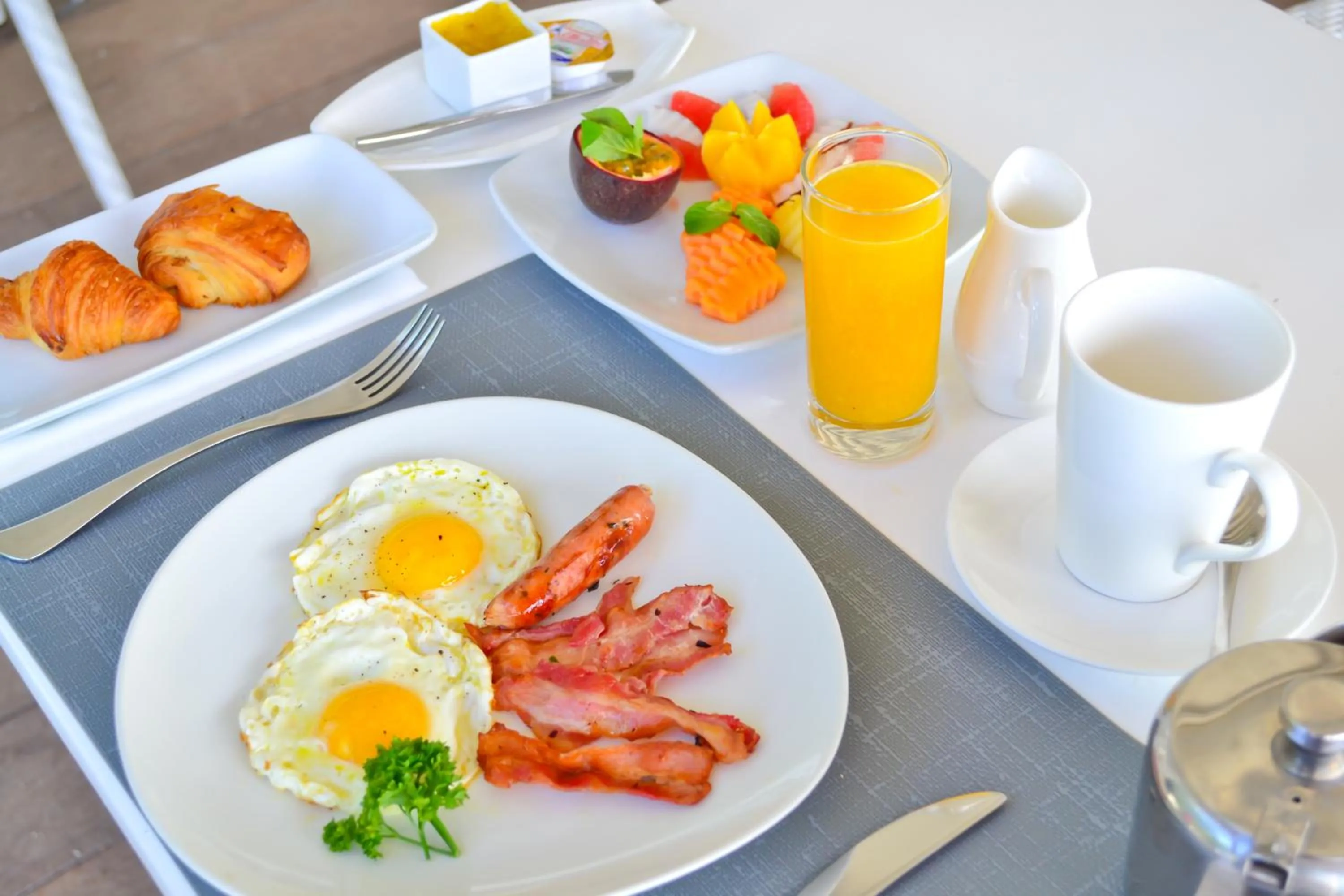 Restaurant/places to eat in Baystone Boutique Hotel & Spa