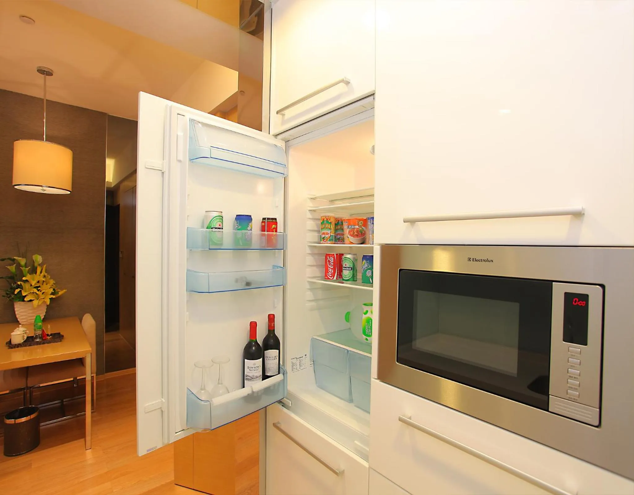 Kitchen or kitchenette in HeeFun Apartment GZ -Poly World Trading Center