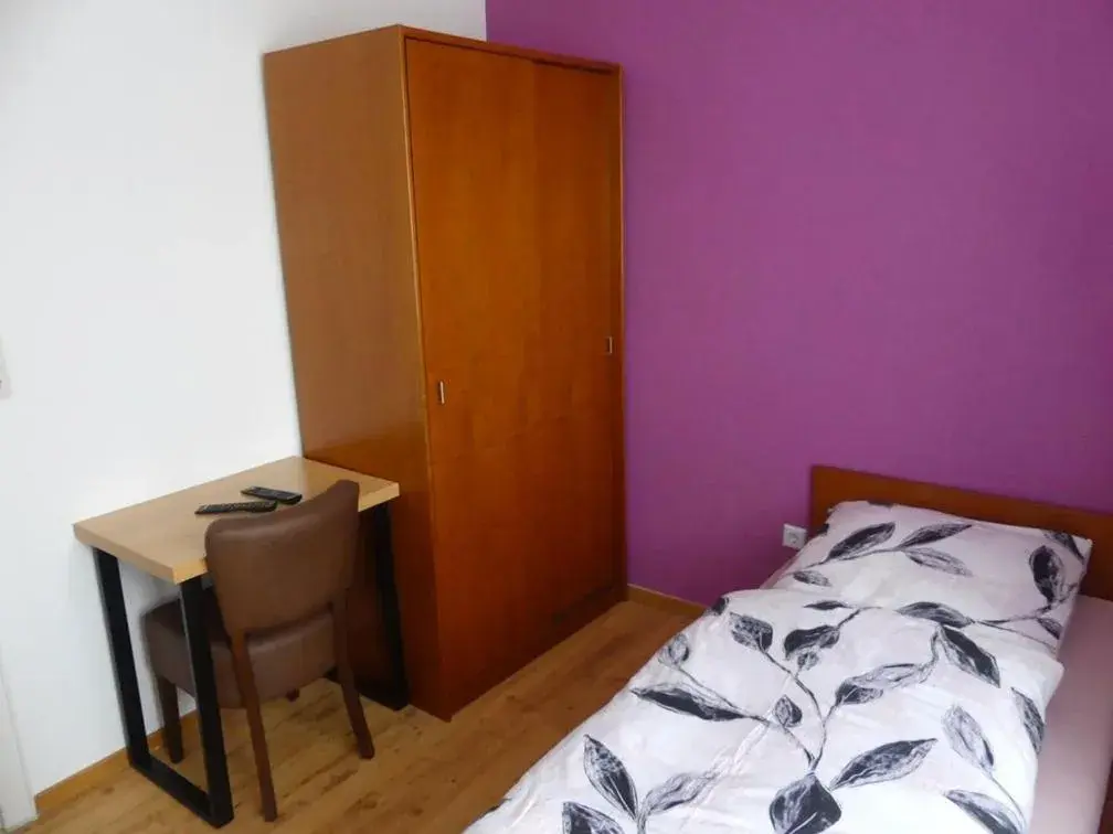 Standard Single Room - single occupancy in Hotel Akropolis Standard Single Room - single occupancy in Hotel Akropolis