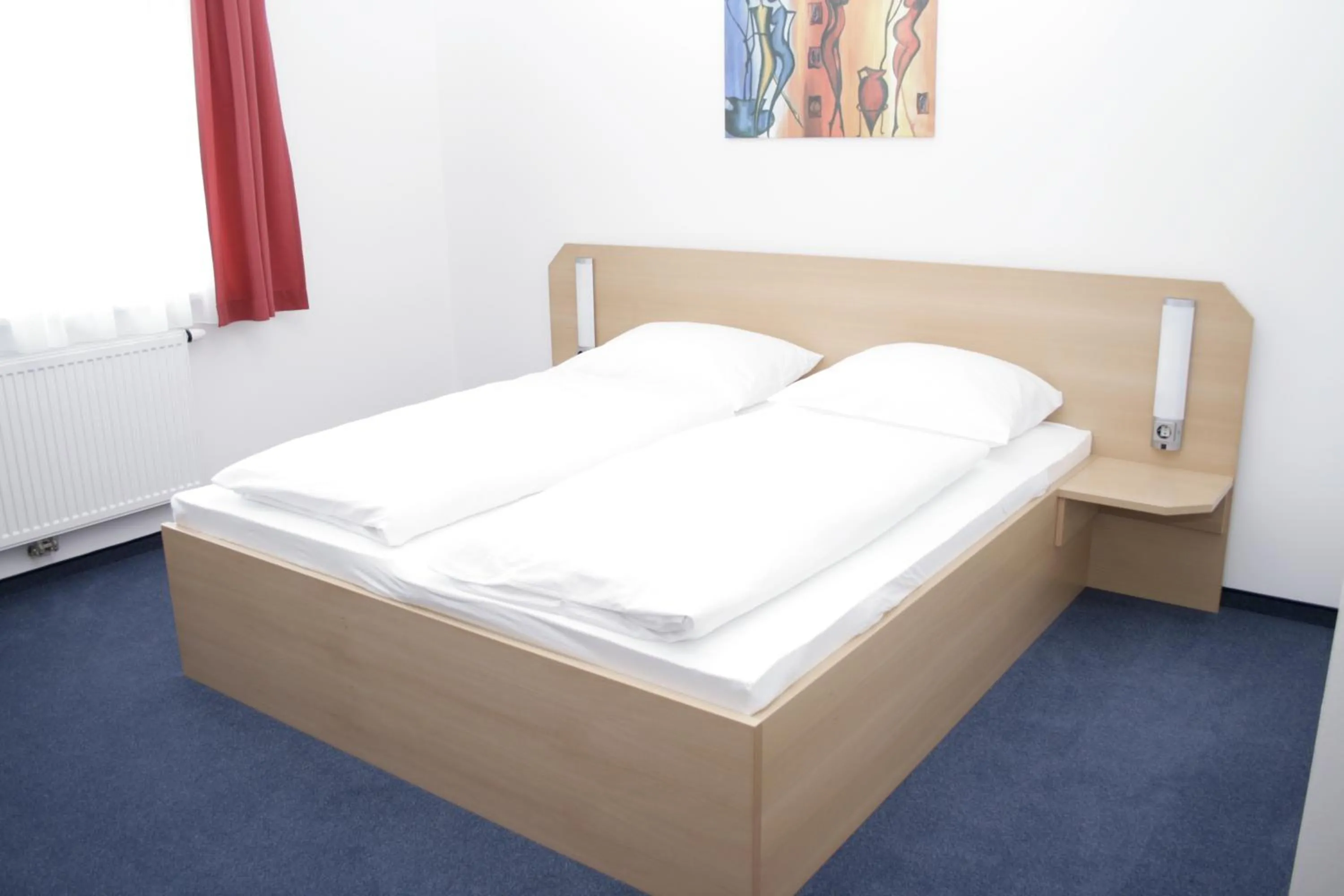 Photo of the whole room, Bed in G&K Hotel