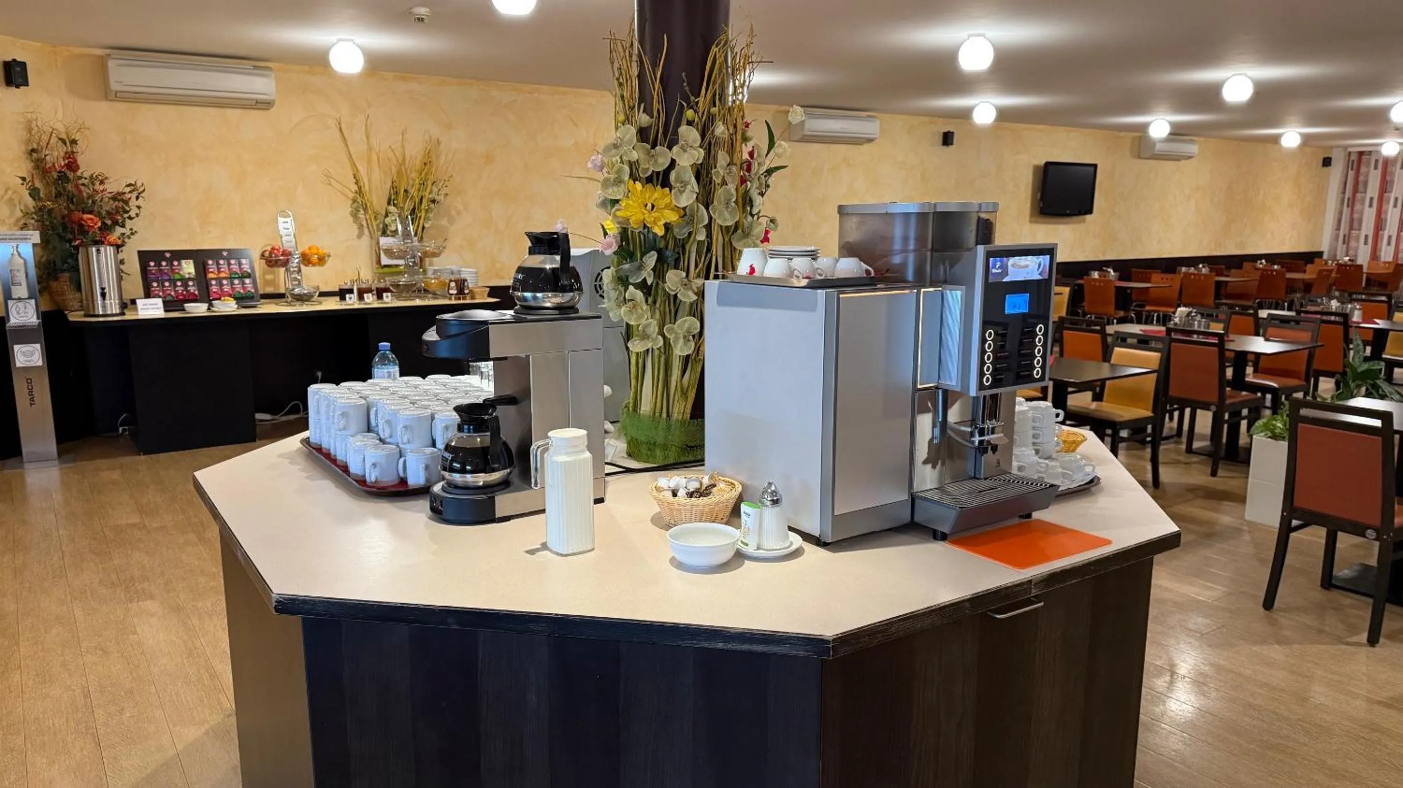Breakfast in G&K Hotel