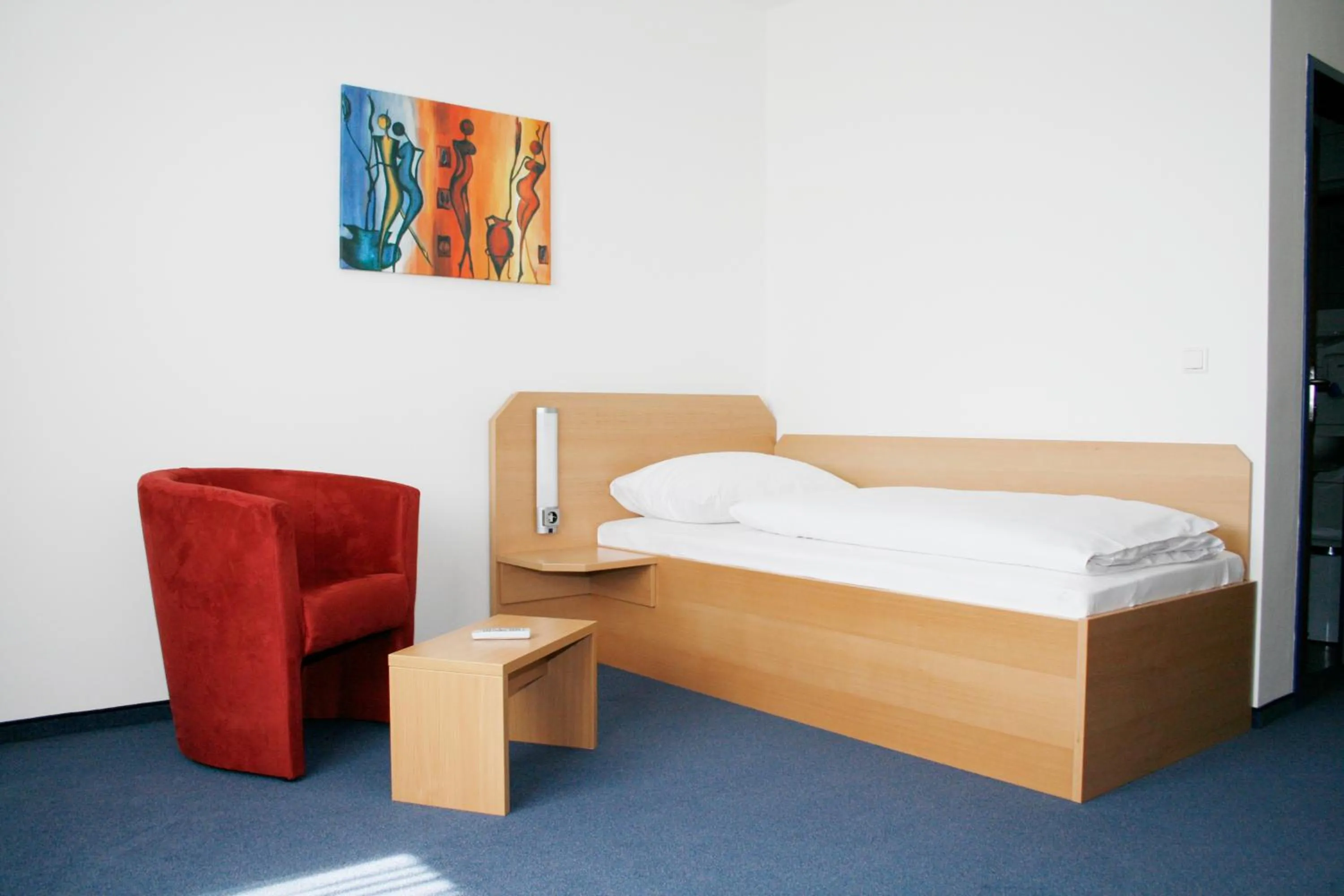 Photo of the whole room, Bed in G&K Hotel