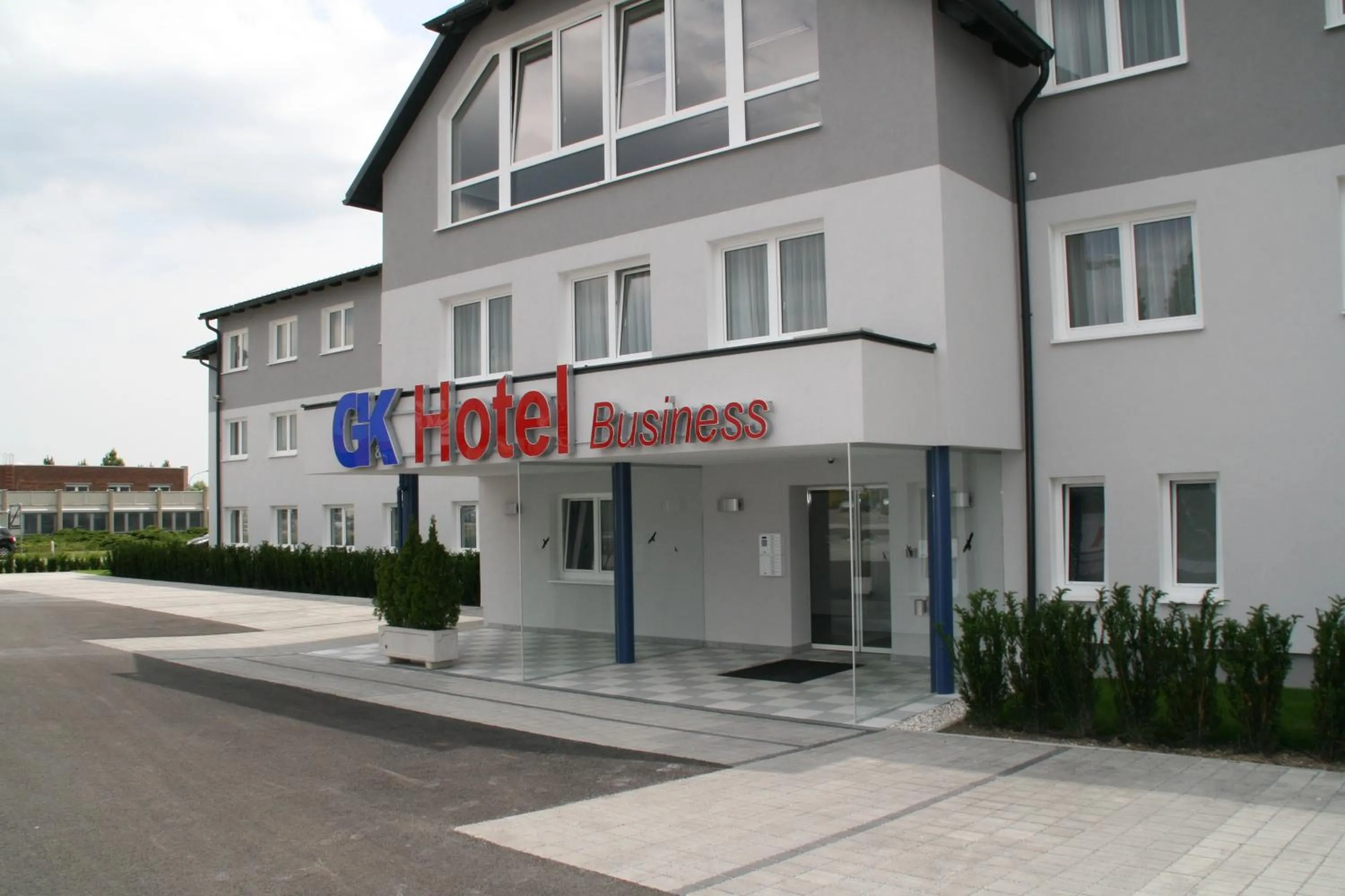 Facade/entrance in G&K Hotel